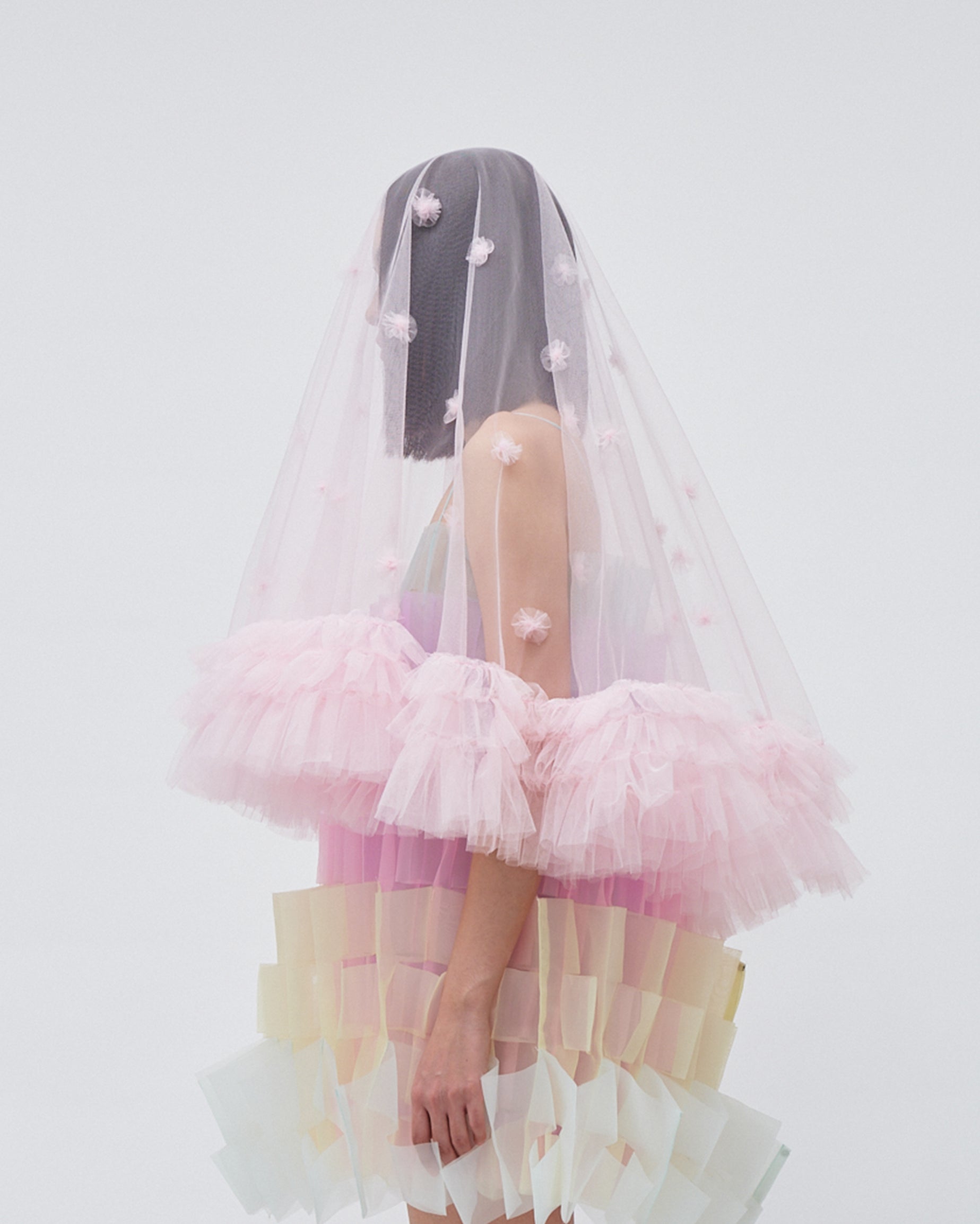 WOMEN PINK AIR FLOWER TULLE RUFFLE DROP VEIL WEDDING BRIDAL VEIL HEADPIECE