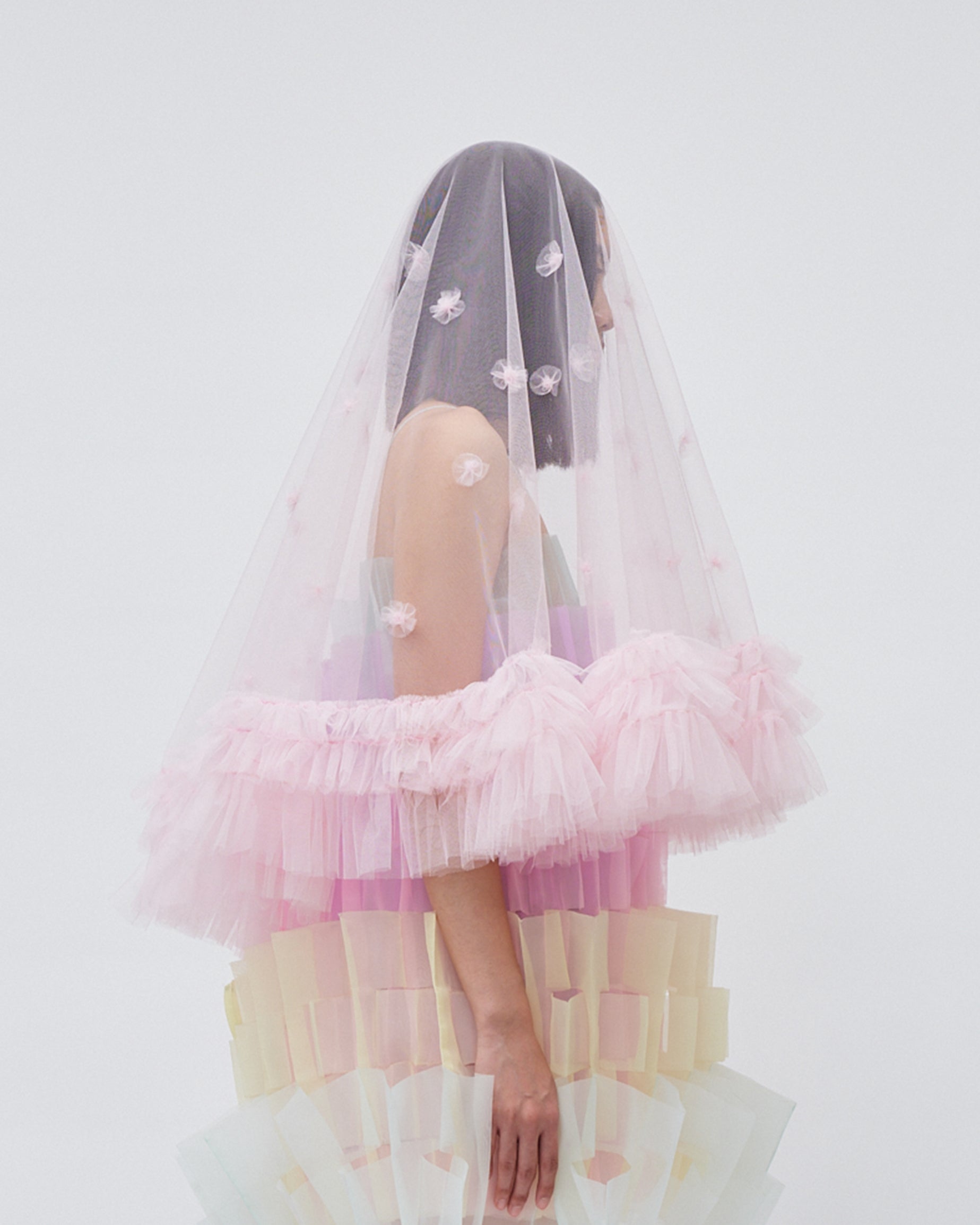 WOMEN PINK AIR FLOWER TULLE RUFFLE DROP VEIL WEDDING BRIDAL VEIL HEADPIECE