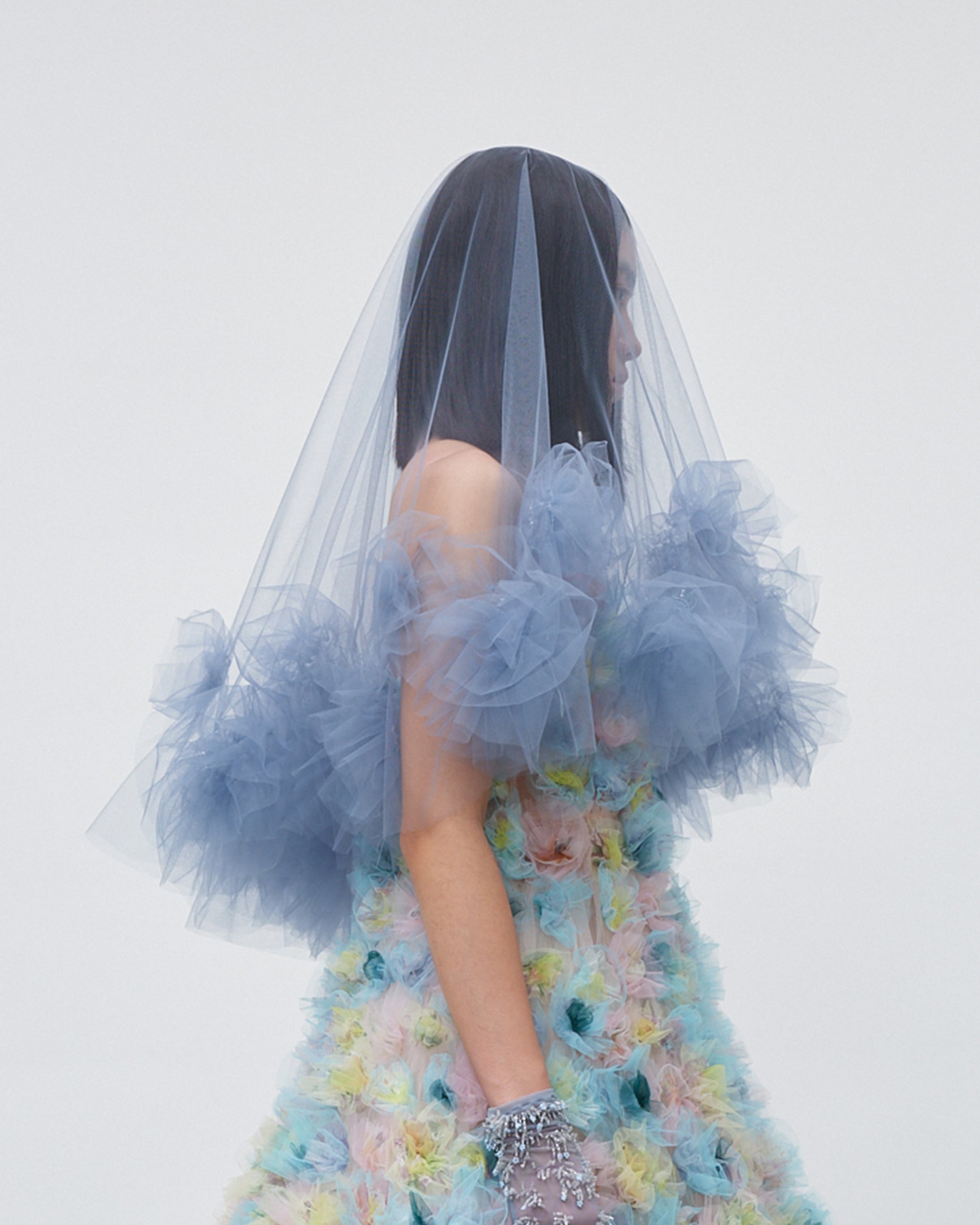 WOMEN BLUE AIR FLOWER TULLE RUFFLE DROP VEIL WEDDING BRIDAL VEIL HEADPIECE