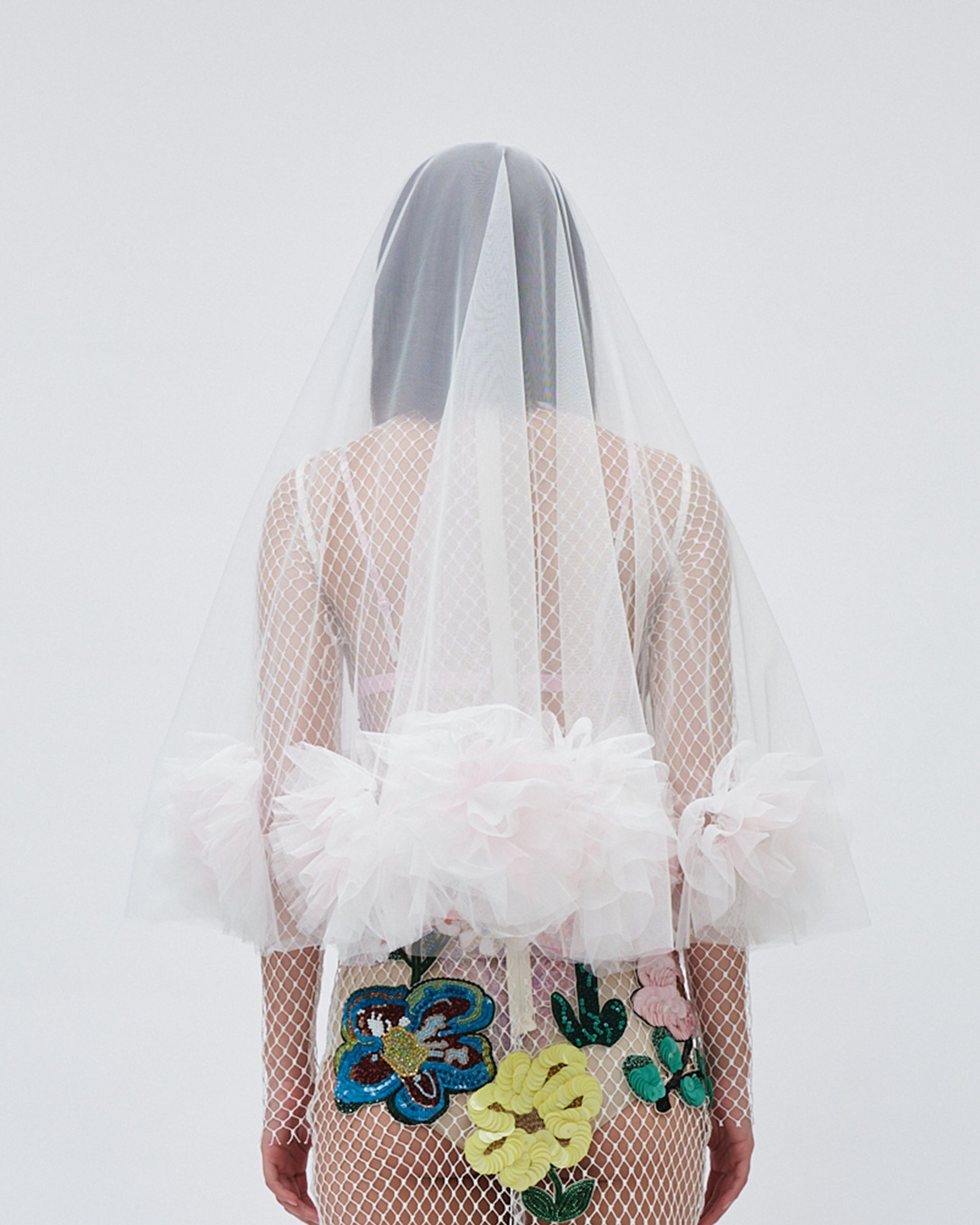 WOMEN WHITE AIR FLOWER TULLE RUFFLE DROP VEIL WEDDING BRIDAL VEIL HEADPIECE