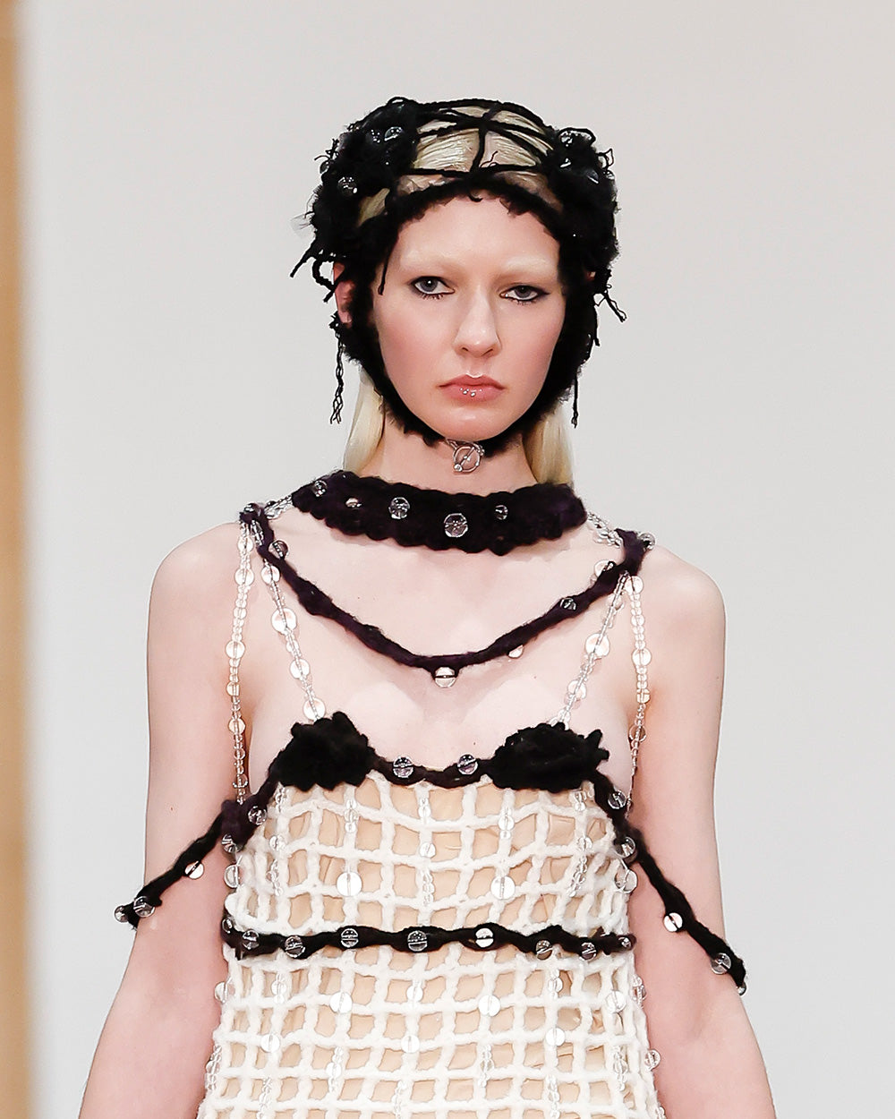 BEADED BONNET WOMEN BLACK FACE GARMENT