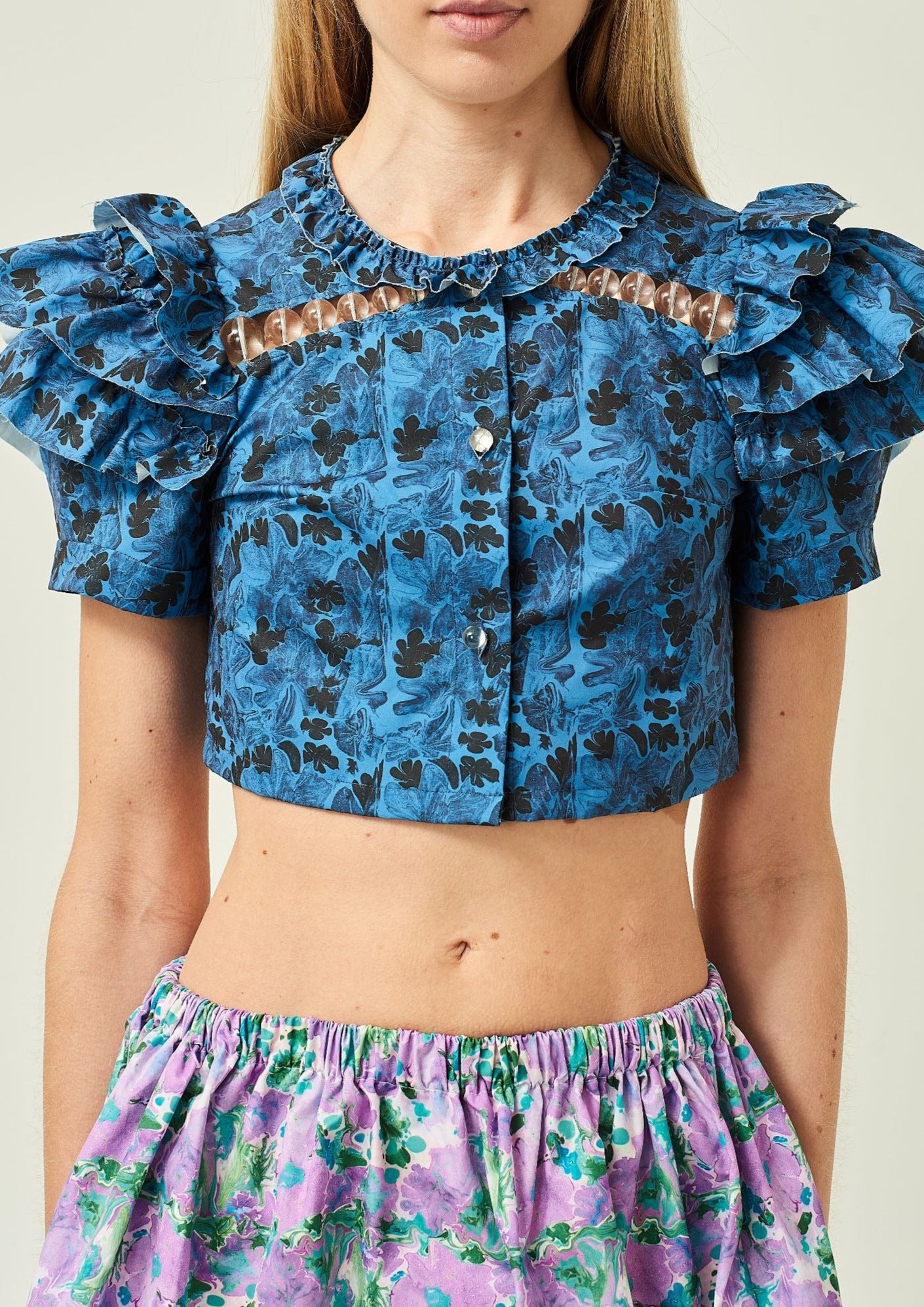 WOMEN CROP STYLE NAVY SLEEVE FLORAL PRINTED RUFFLE TOP