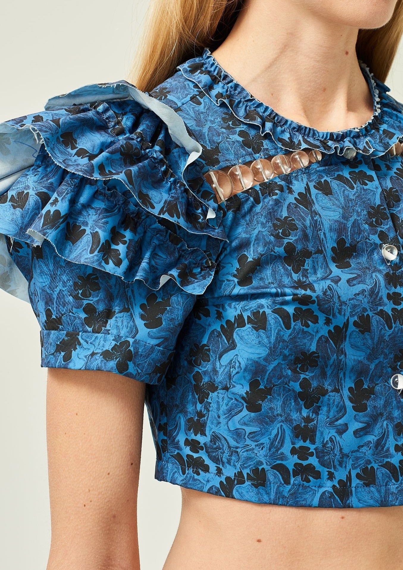 WOMEN CROP STYLE NAVY SLEEVE FLORAL PRINTED RUFFLE TOP