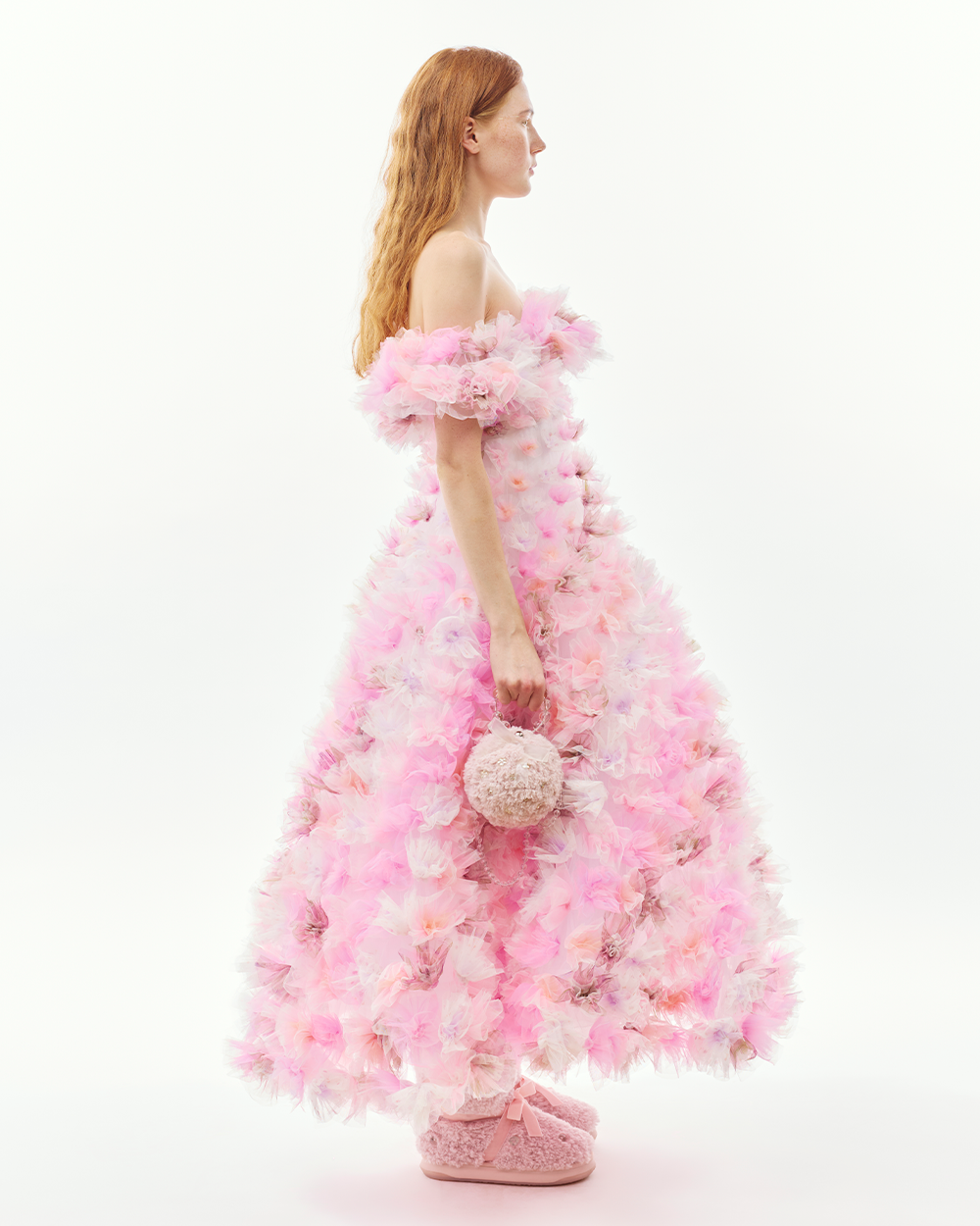 AIR-FLOWEROFF-SHOULDERDRESS_right