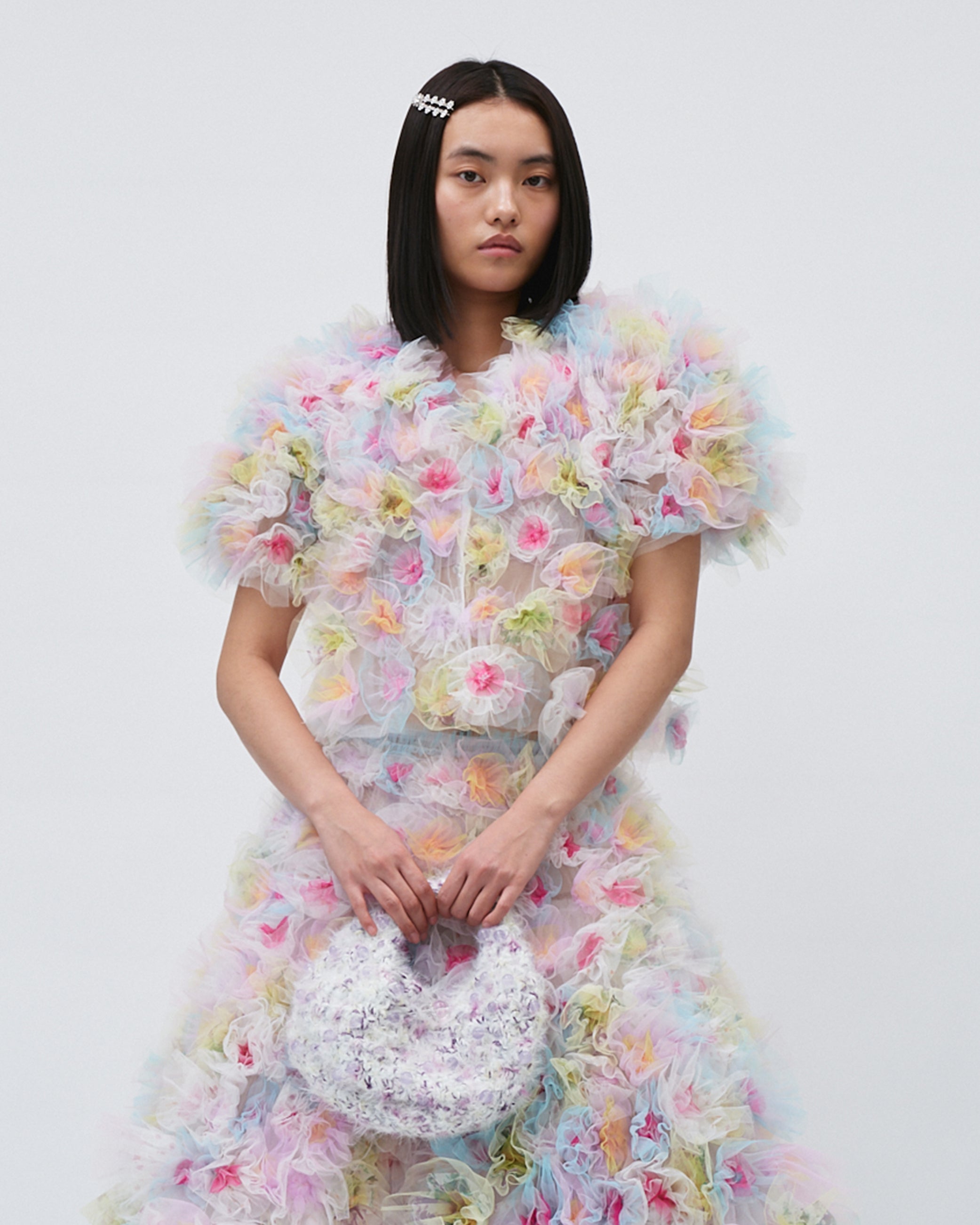 AIR-FLOWERS CLUSTERED TOP