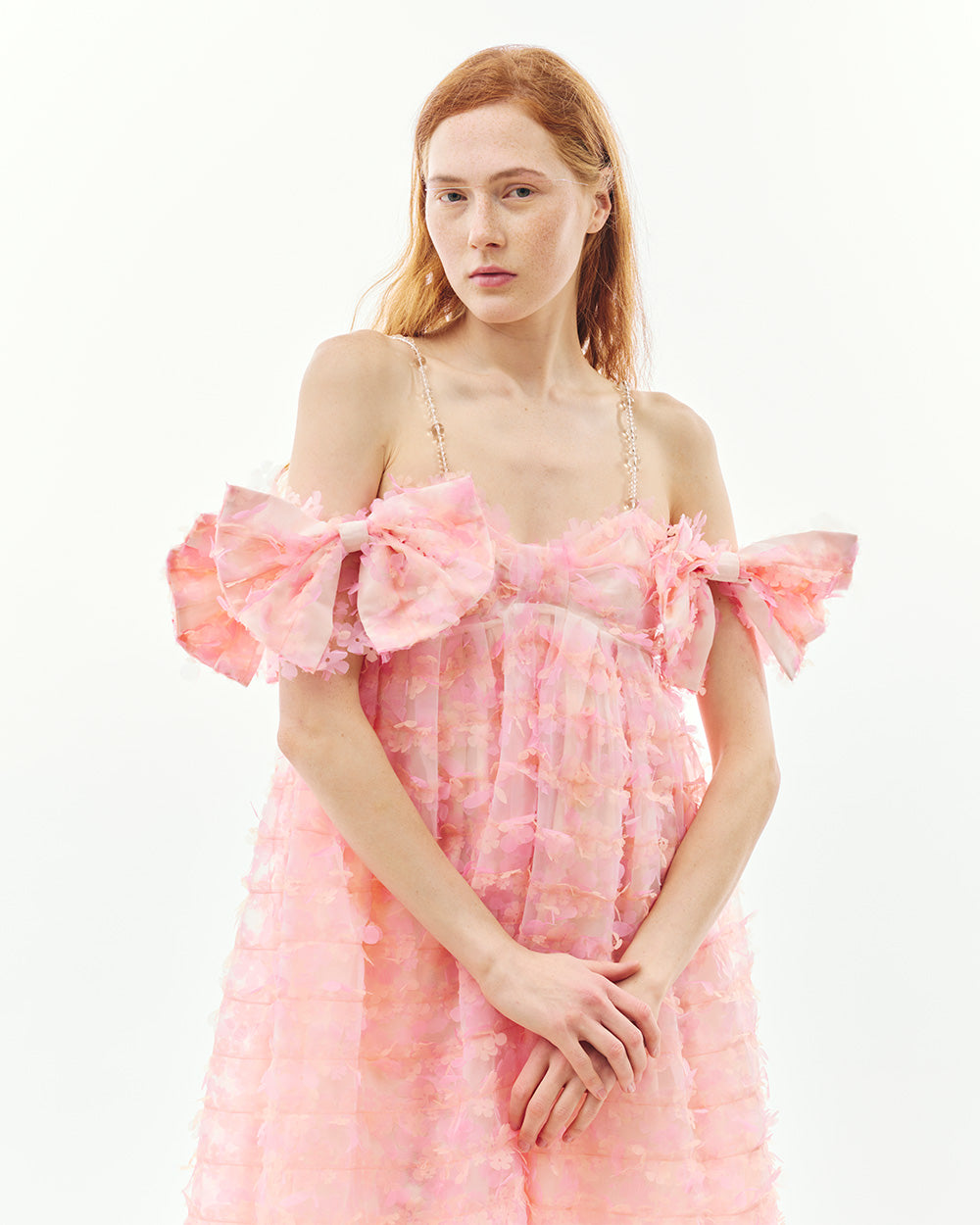 BUBBLELASER-CUTFLOWERBOWMIDIDRESS_closeup