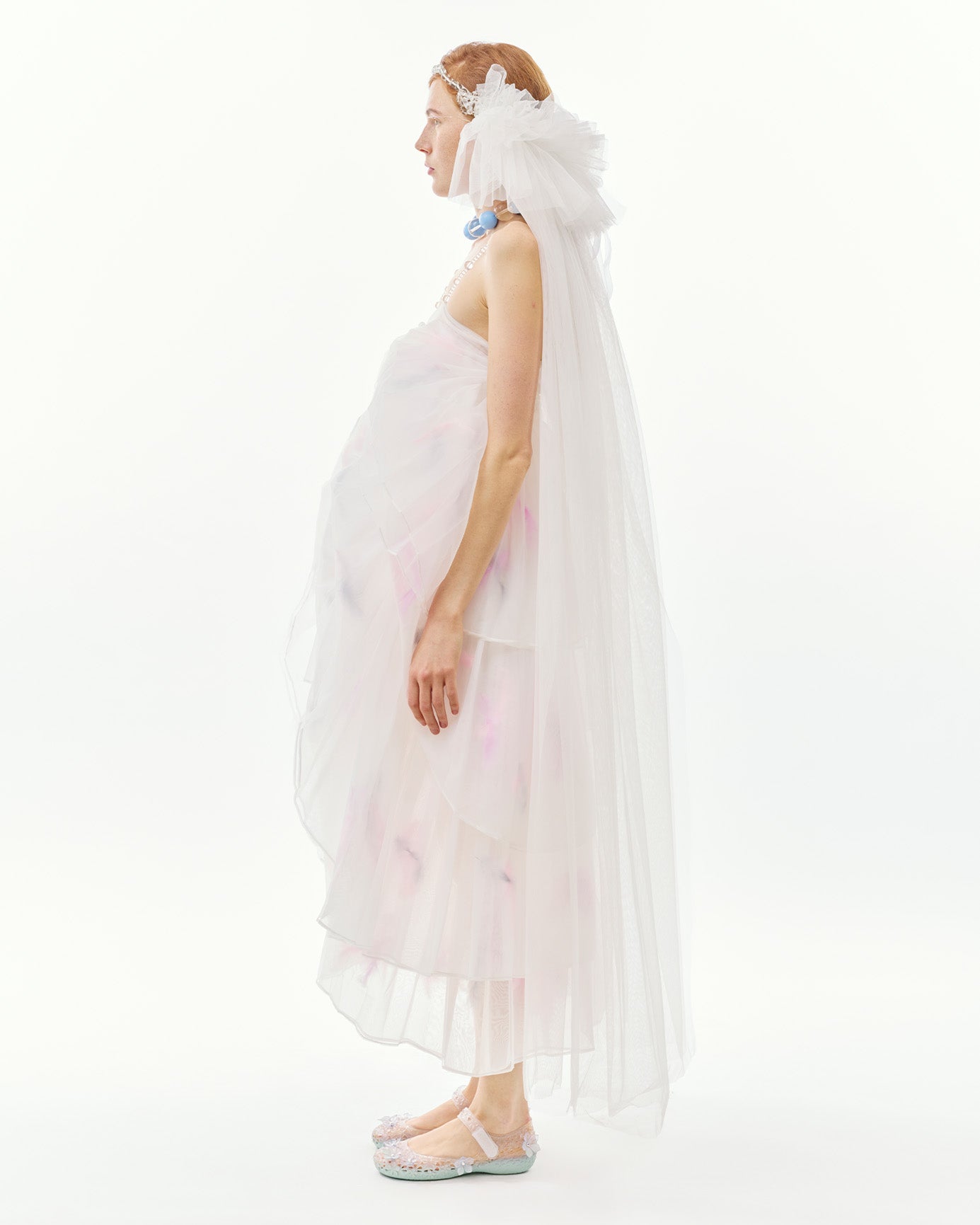 BUBBLERUFFLELONGVEIL_LEFT