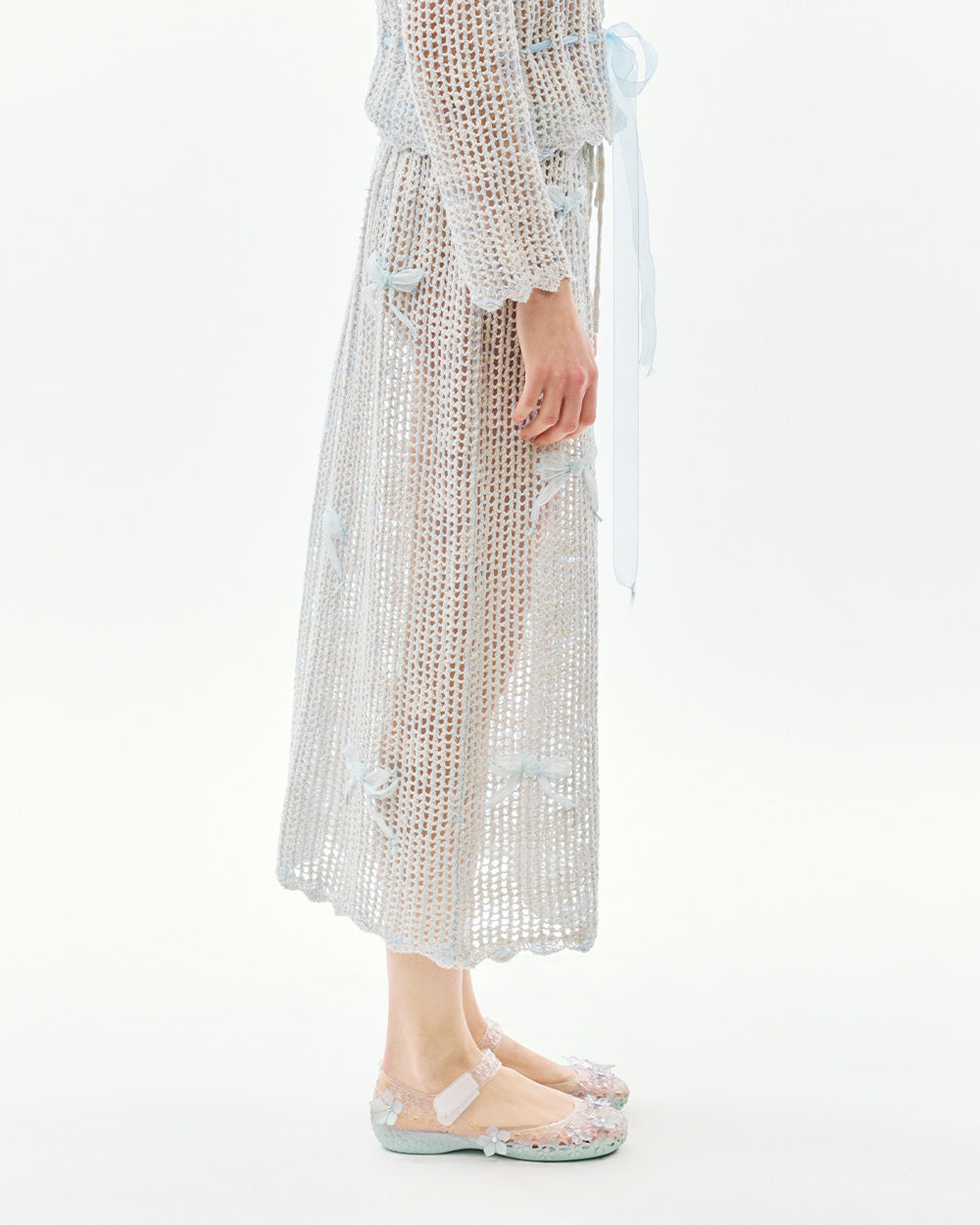 CROCHETBOWNETKNITSKIRT_right