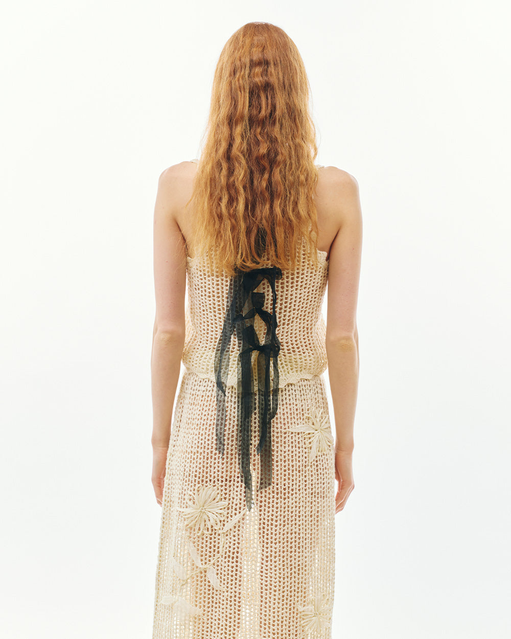 CROCHETFLOWERNETKNITTOP_beige_back