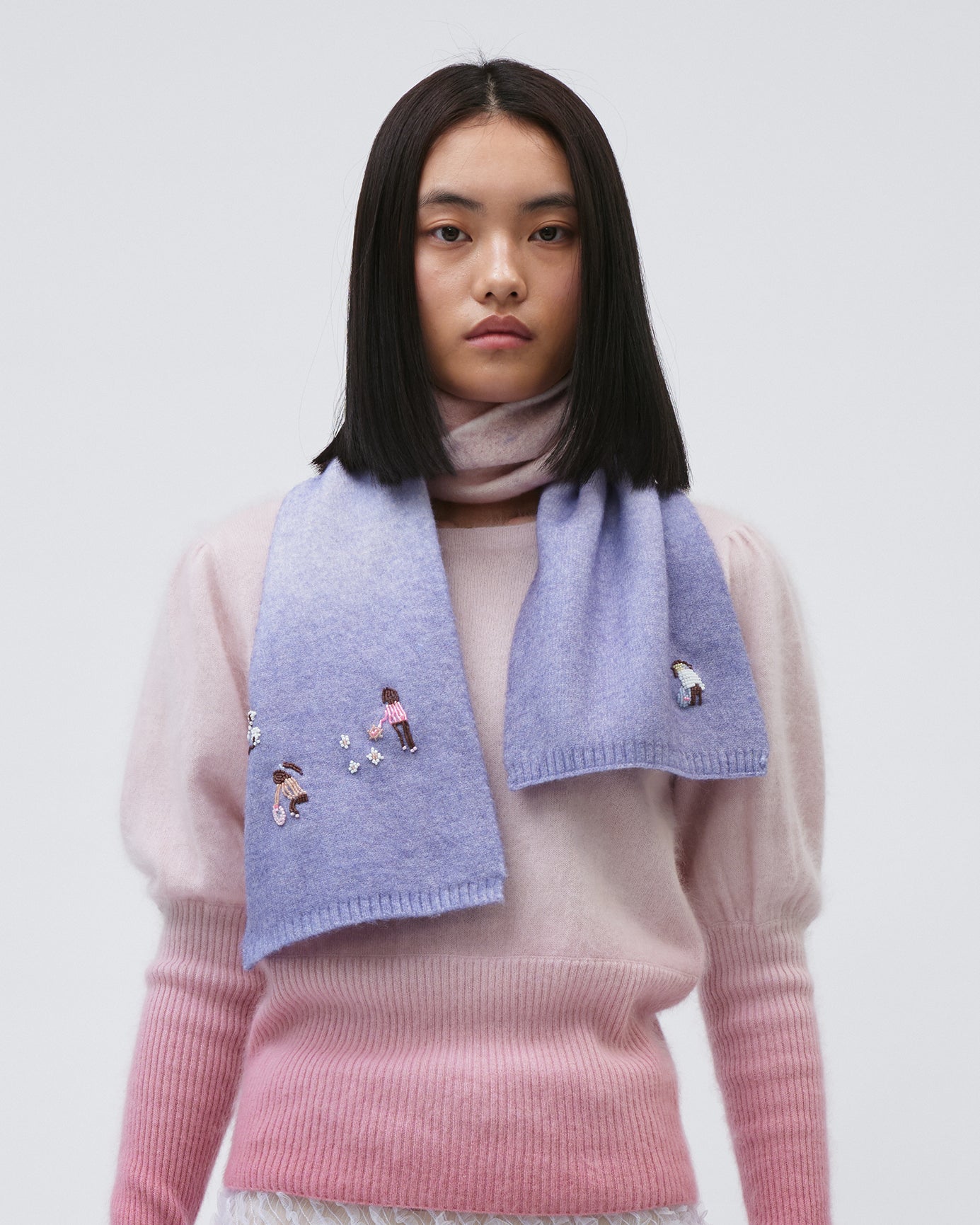 EMBROIDERED GRADIENT KNIT SCARF PINK AND PURPLE