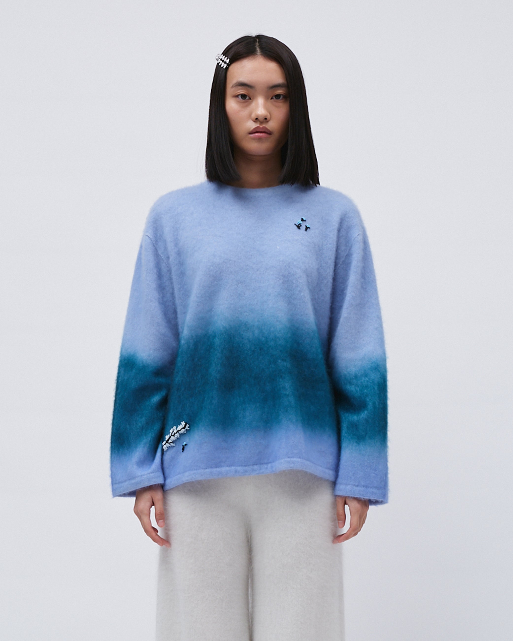 WOMENS JUMPER SWETER TOP GRADIENT KNITED BLUE WITH EMBROIDERY RELAXED FIT