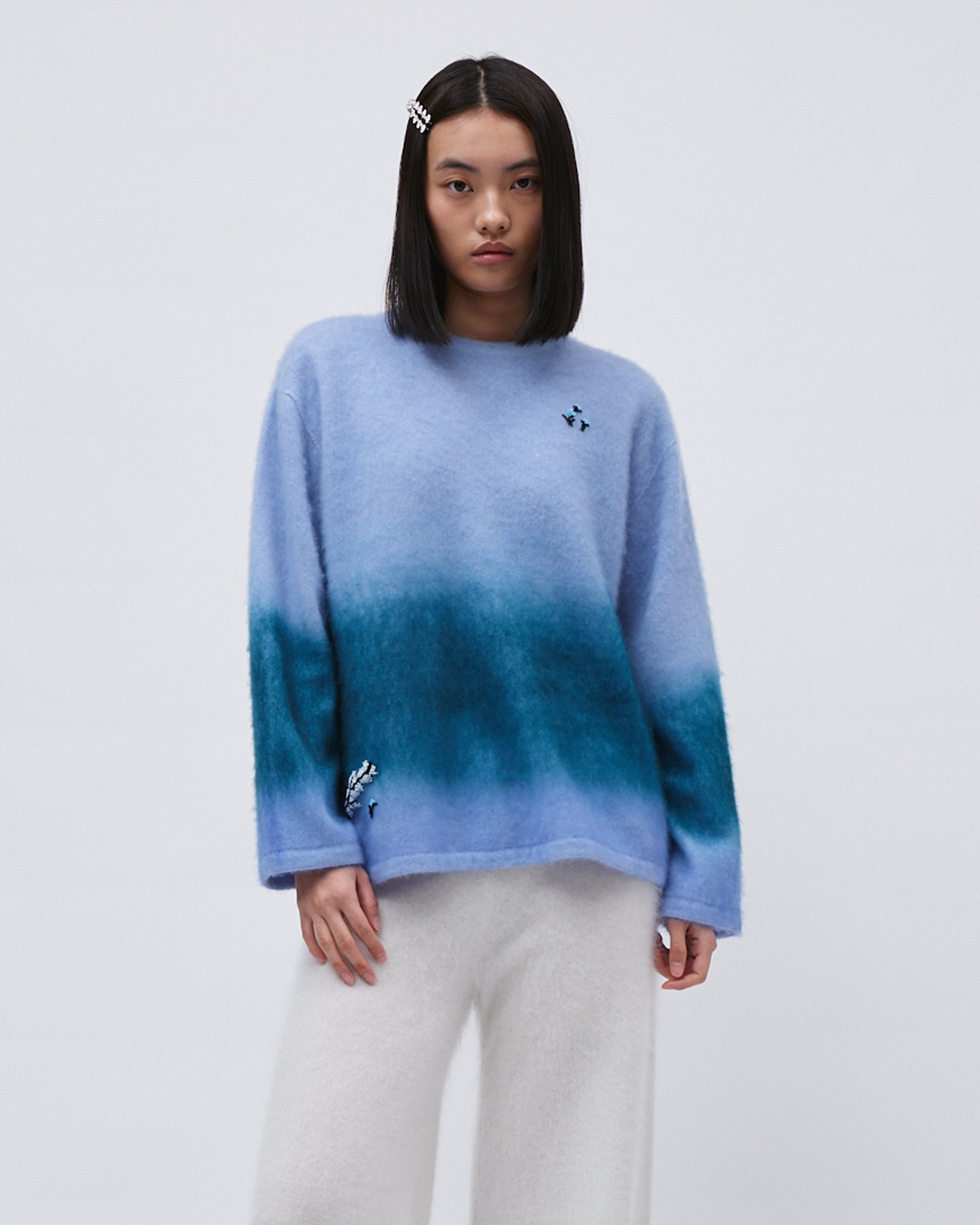 WOMENS JUMPER SWETER TOP GRADIENT KNITED BLUE WITH EMBROIDERY RELAXED FIT