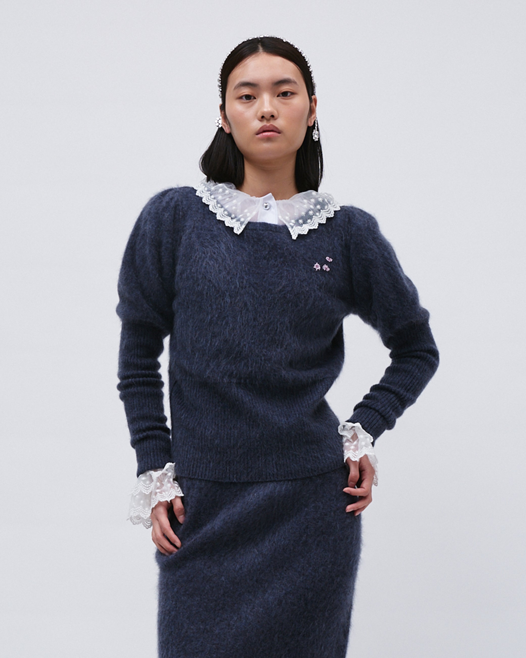 WOMENS KNIT TOP JUMPER SWEATER CASHMERE TOP NAVY WITH FRONT FLOWER EMBROIDERY AND LEG OF MUTTON SLEEVE AND RIB KNIT HEM