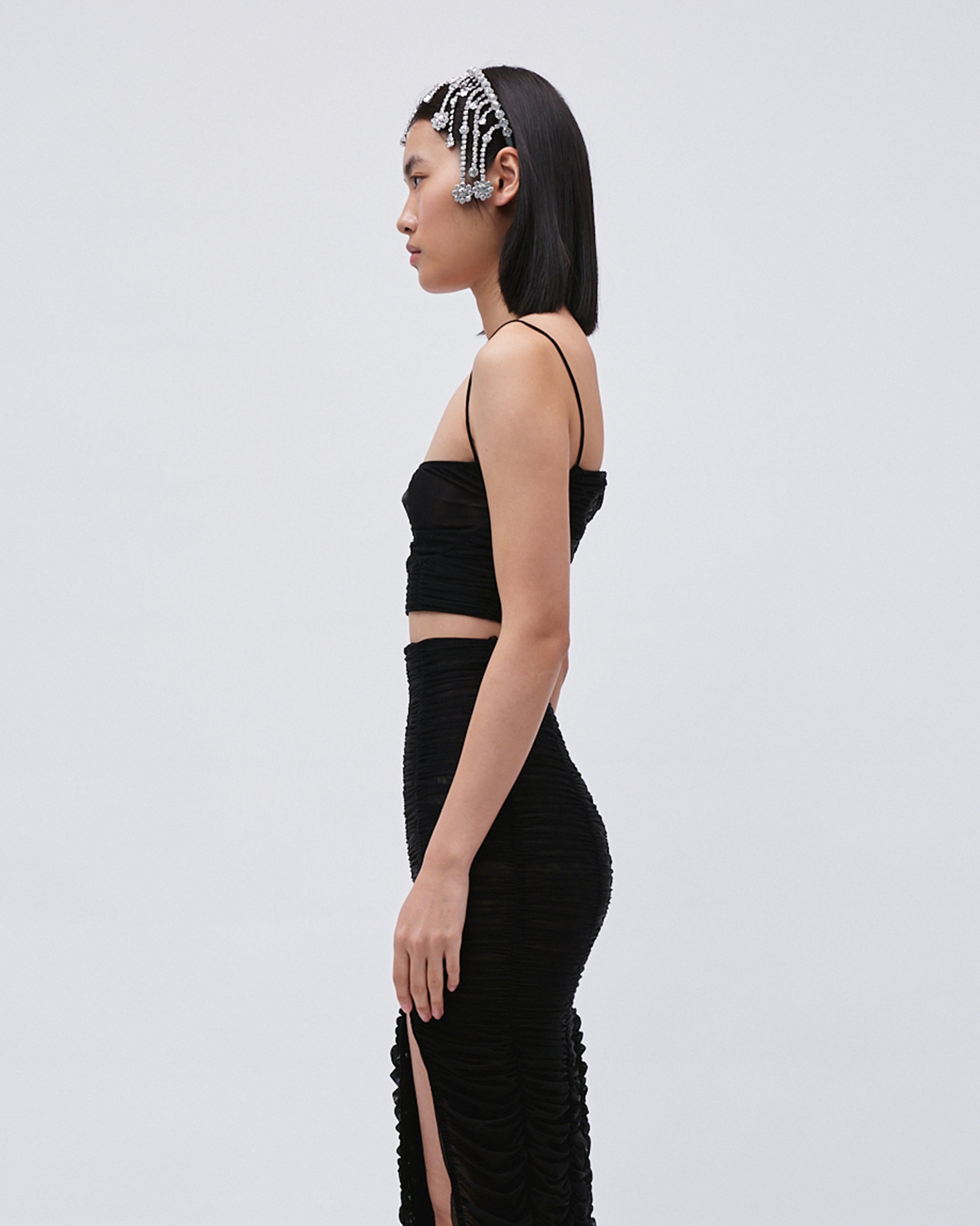 WOMEN'S TOP GATHERED CROP TOP BLACK