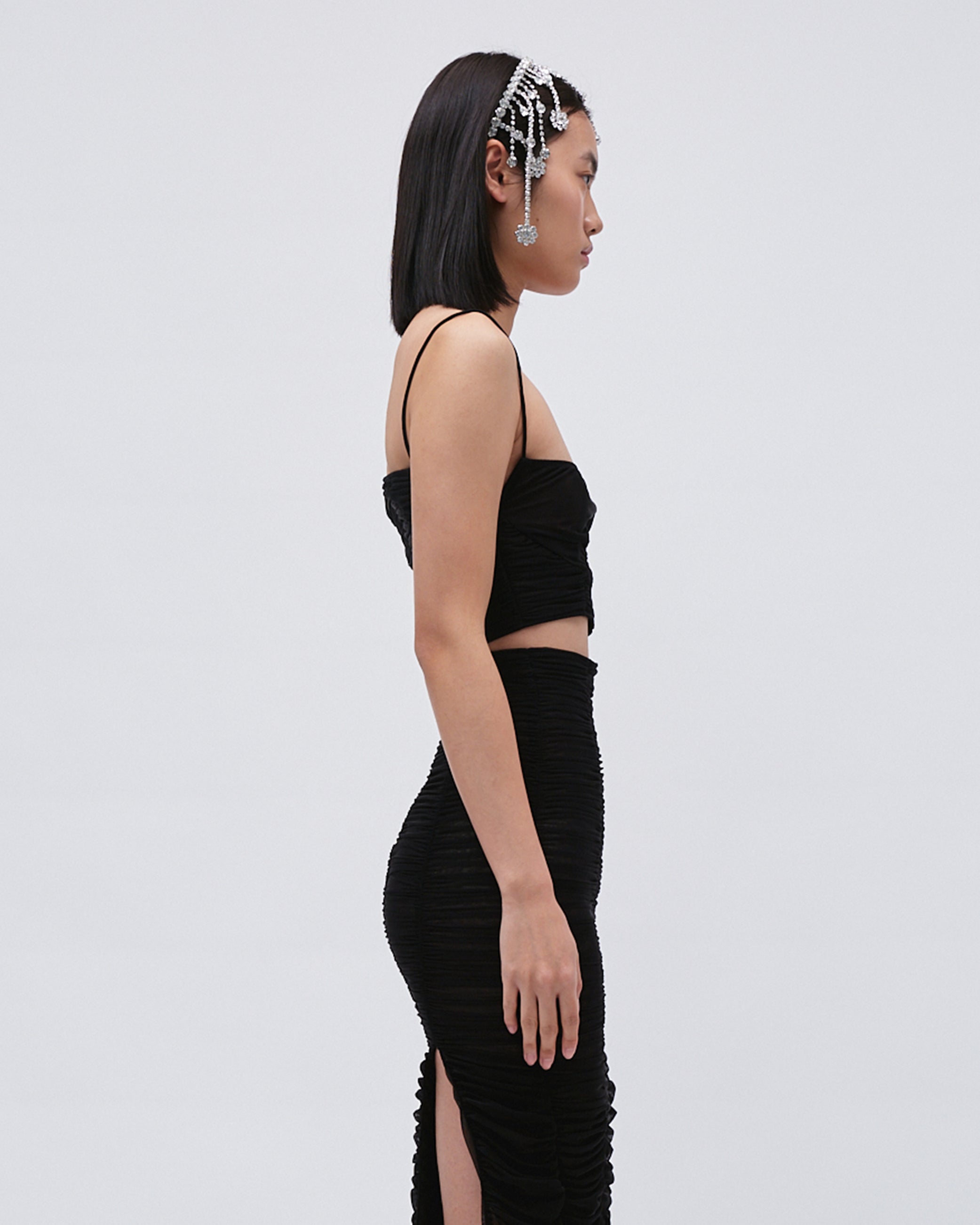WOMEN'S TOP GATHERED CROP TOP BLACK