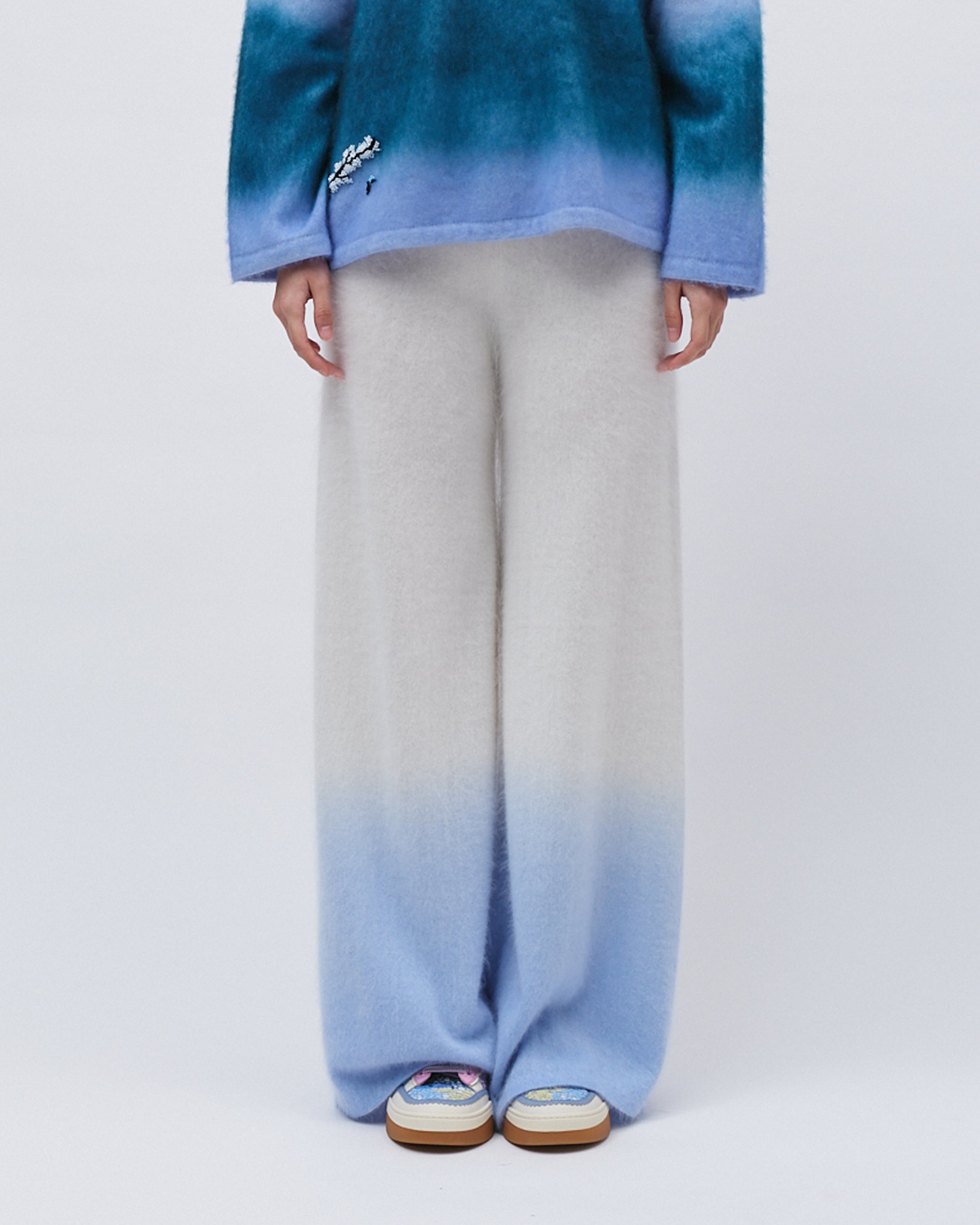 WOMENS KNIT CASHMERE TROUSERS GRADIENT BLUE AND WHITE