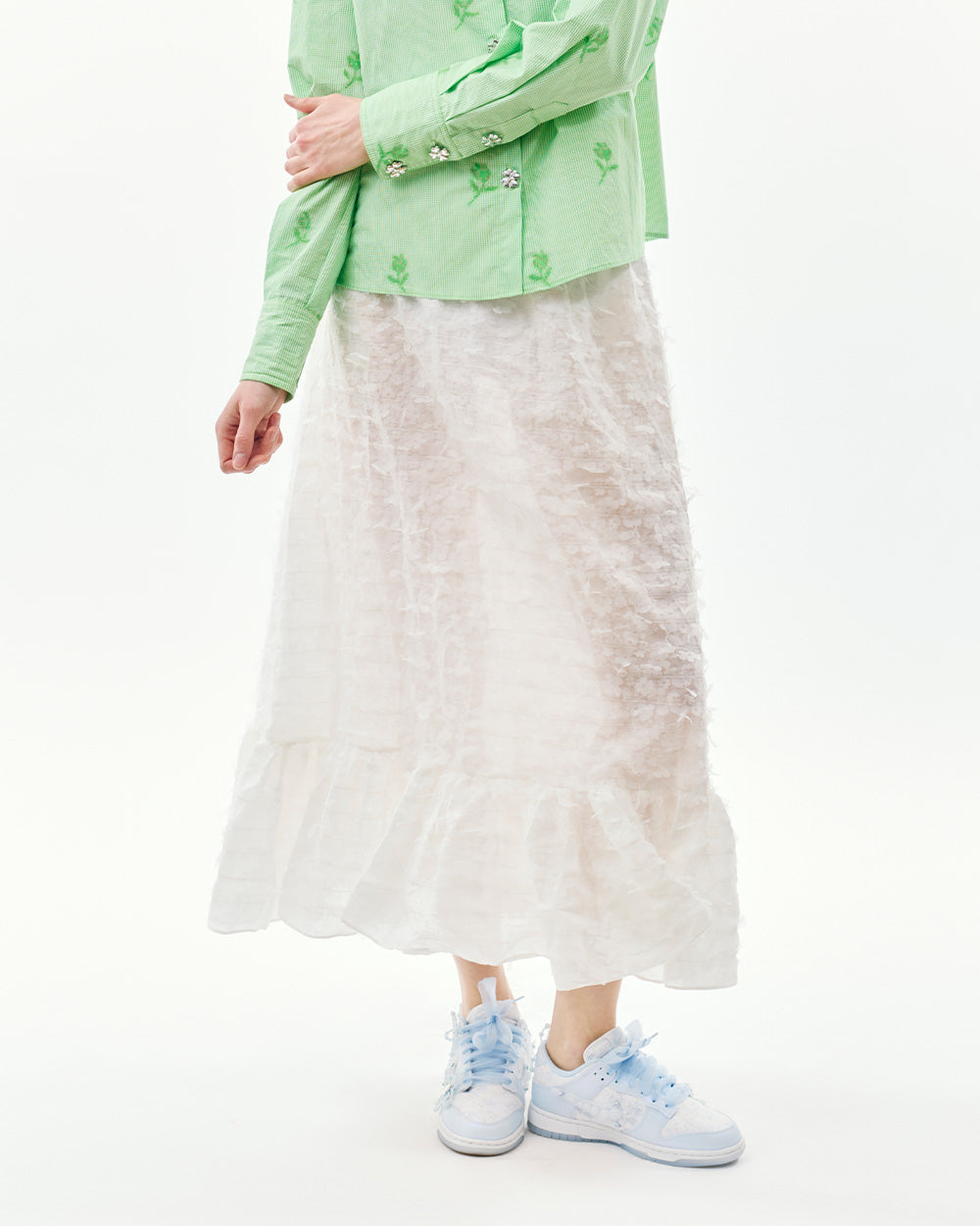 LASER-CUTFLOWERMIDIRUFFLESKIRT_white_front2