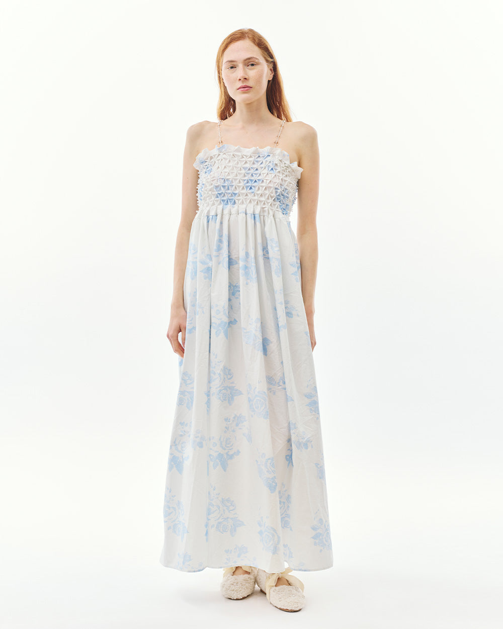 PRINTEDFLORALBUBBLESMOCKEDSTRAPDRESS_front2