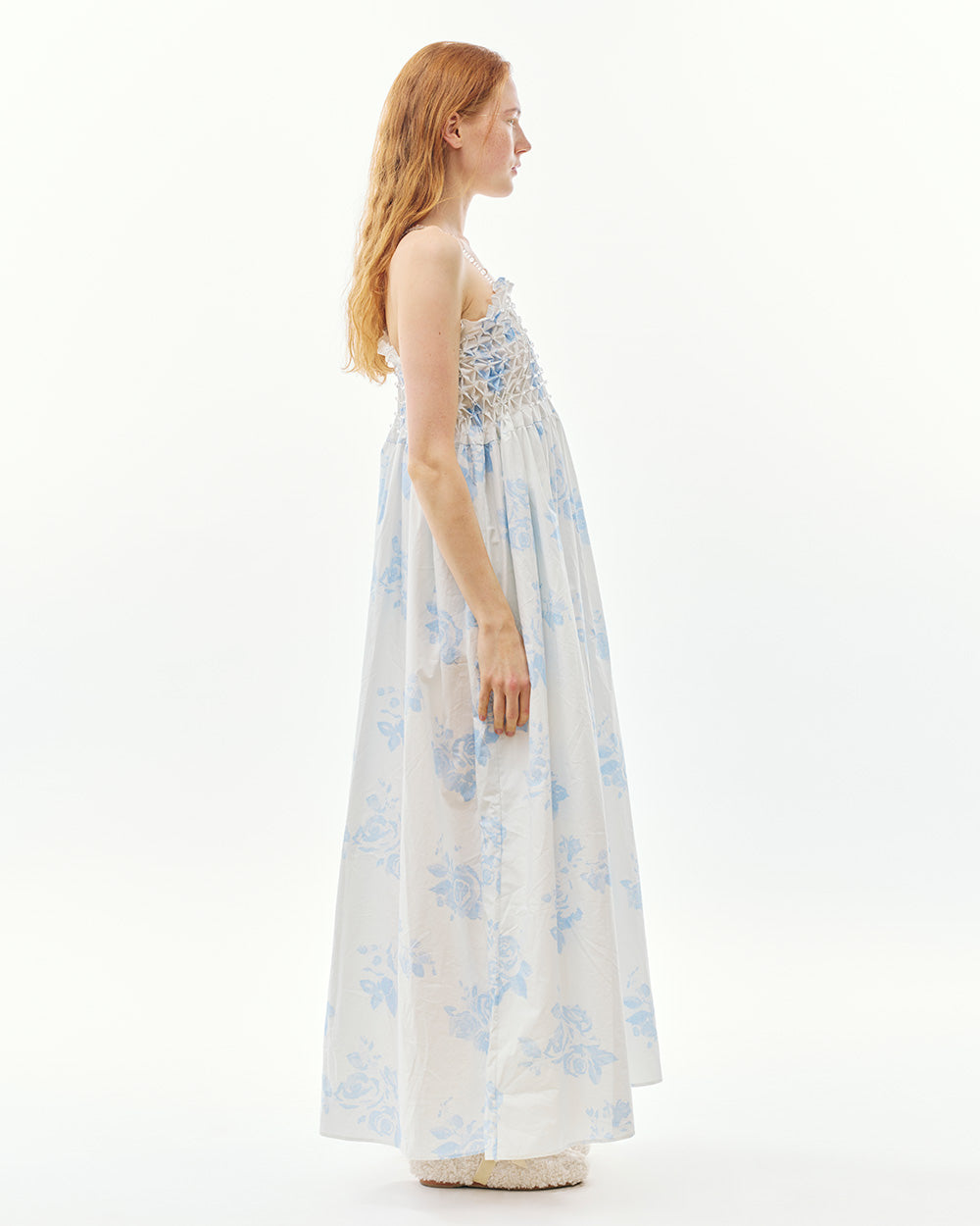 PRINTEDFLORALBUBBLESMOCKEDSTRAPDRESS_right