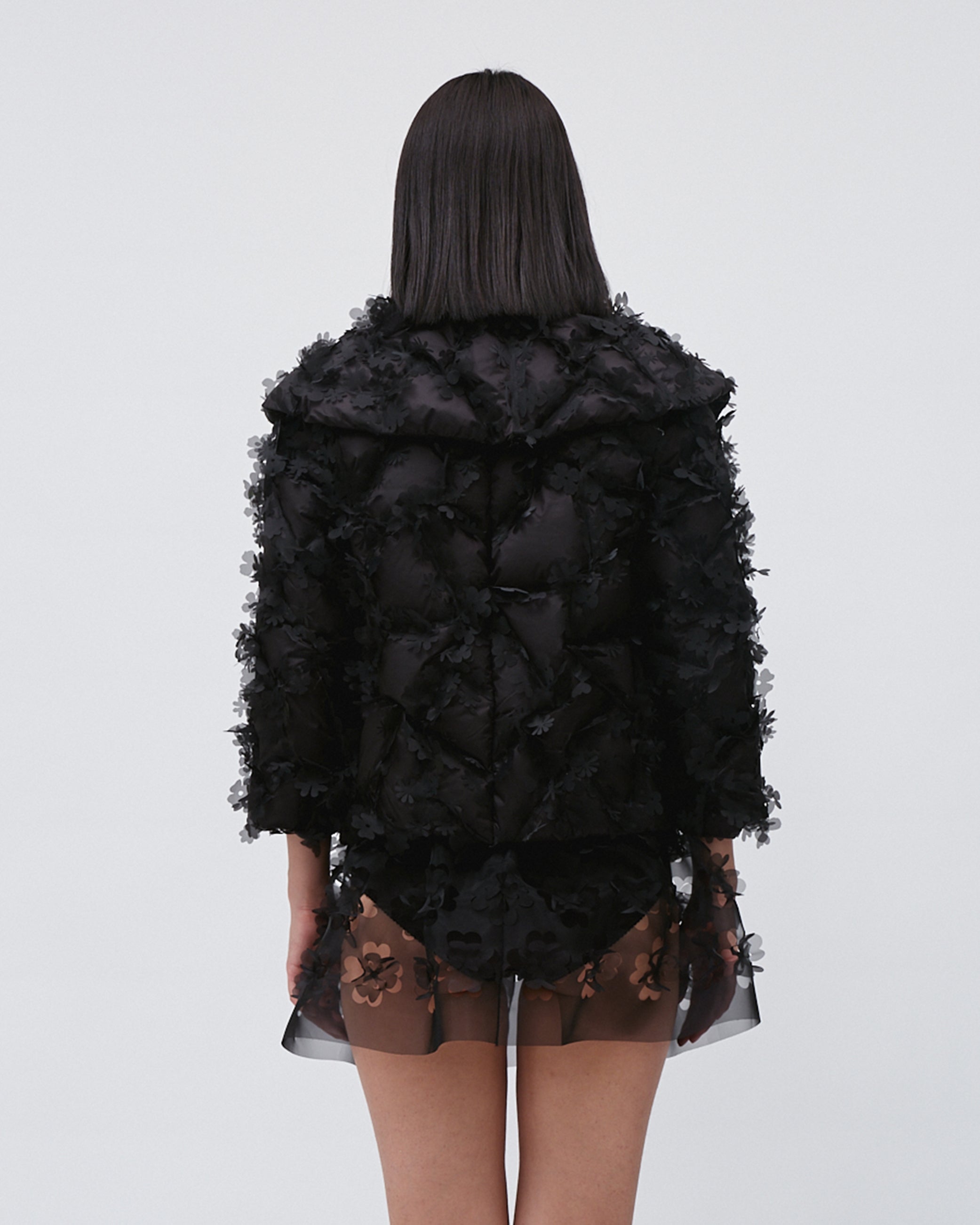 WOMEN'S QUILTED LASER CUT PUFFER JACKET WITH POCKETS LONG SLEEVE BLACK COAT