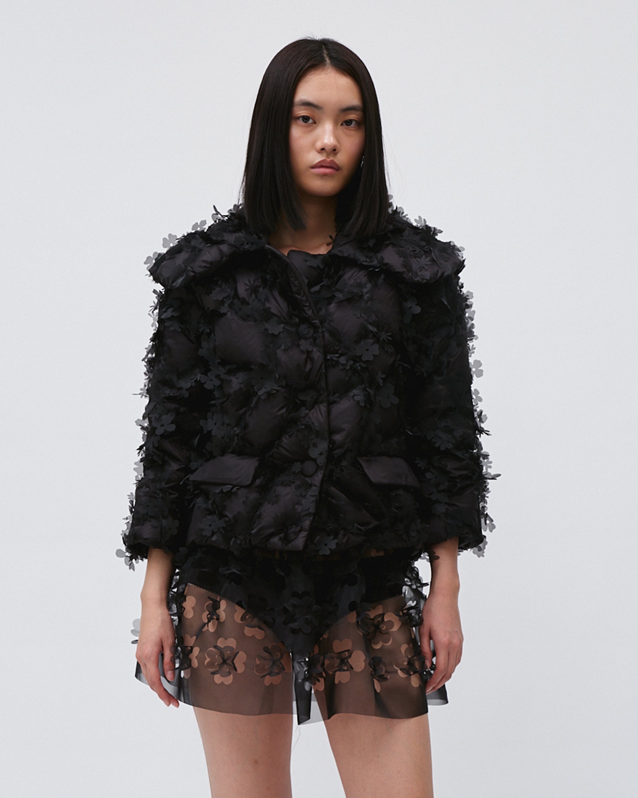 WOMEN'S QUILTED LASER CUT PUFFER JACKET WITH POCKETS LONG SLEEVE BLACK COAT