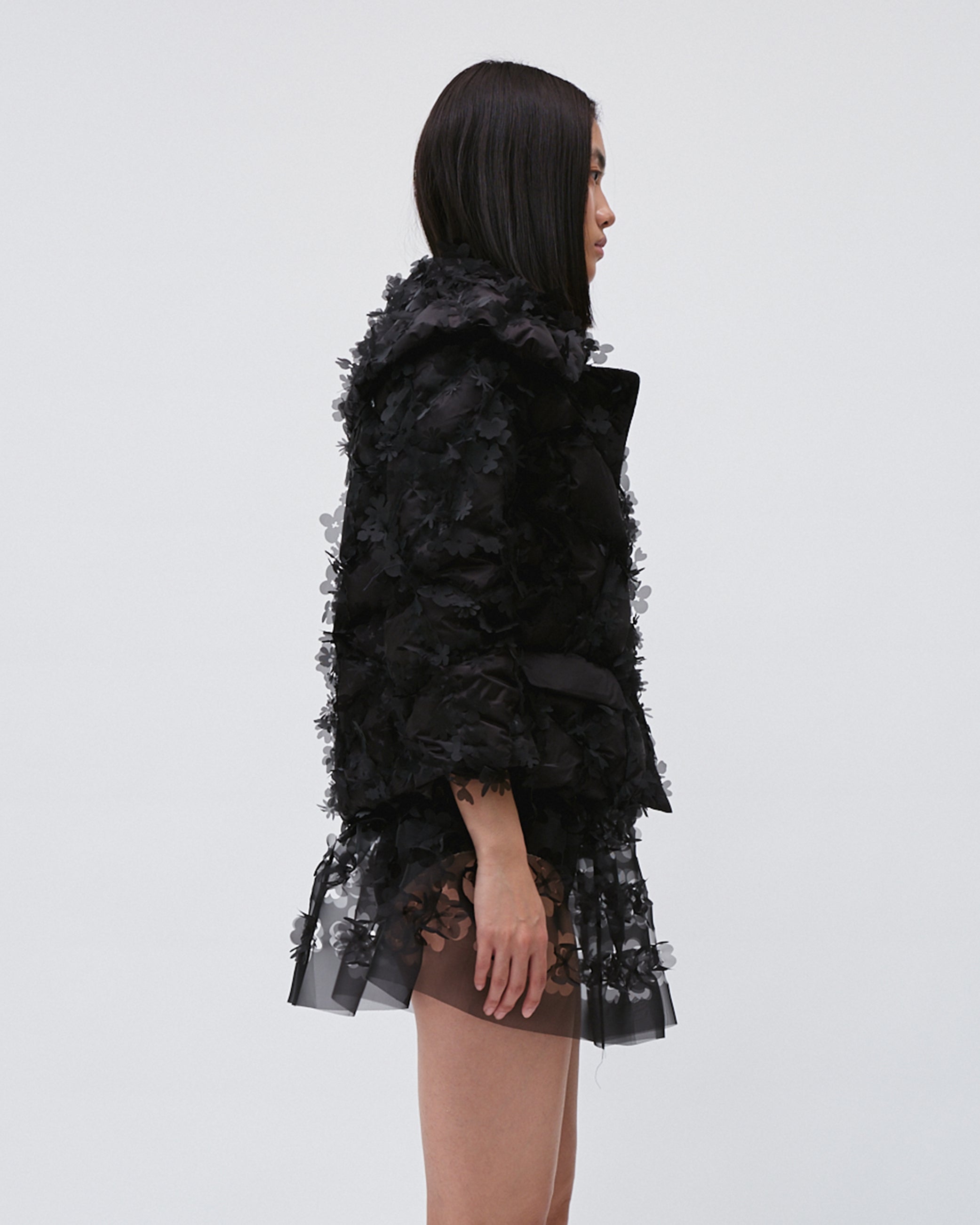 WOMEN'S QUILTED LASER CUT PUFFER JACKET WITH POCKETS LONG SLEEVE BLACK COAT