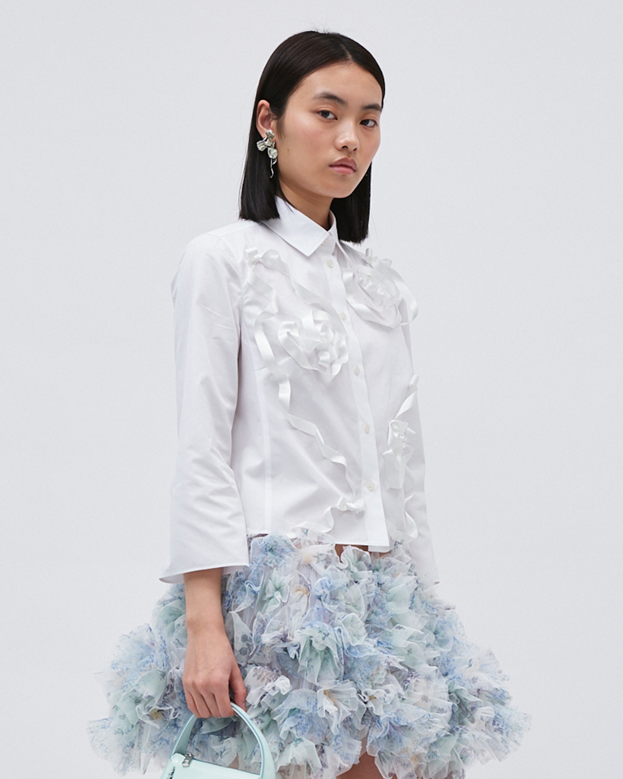 RIBBON FLORAL EMBROIDERED SHIRT