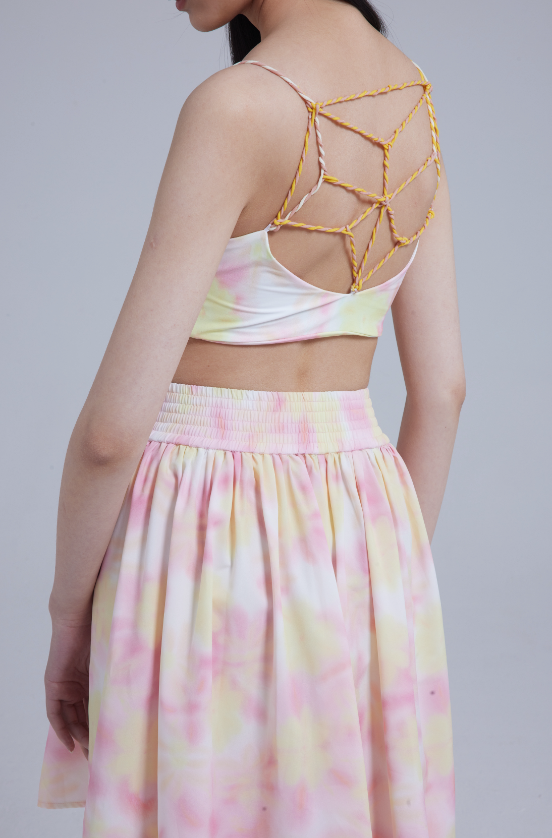 WOMEN GIRL PINK SLEEVELESS CROP STYLE SPORTS BRA TOP WITH TWISTED STRAP