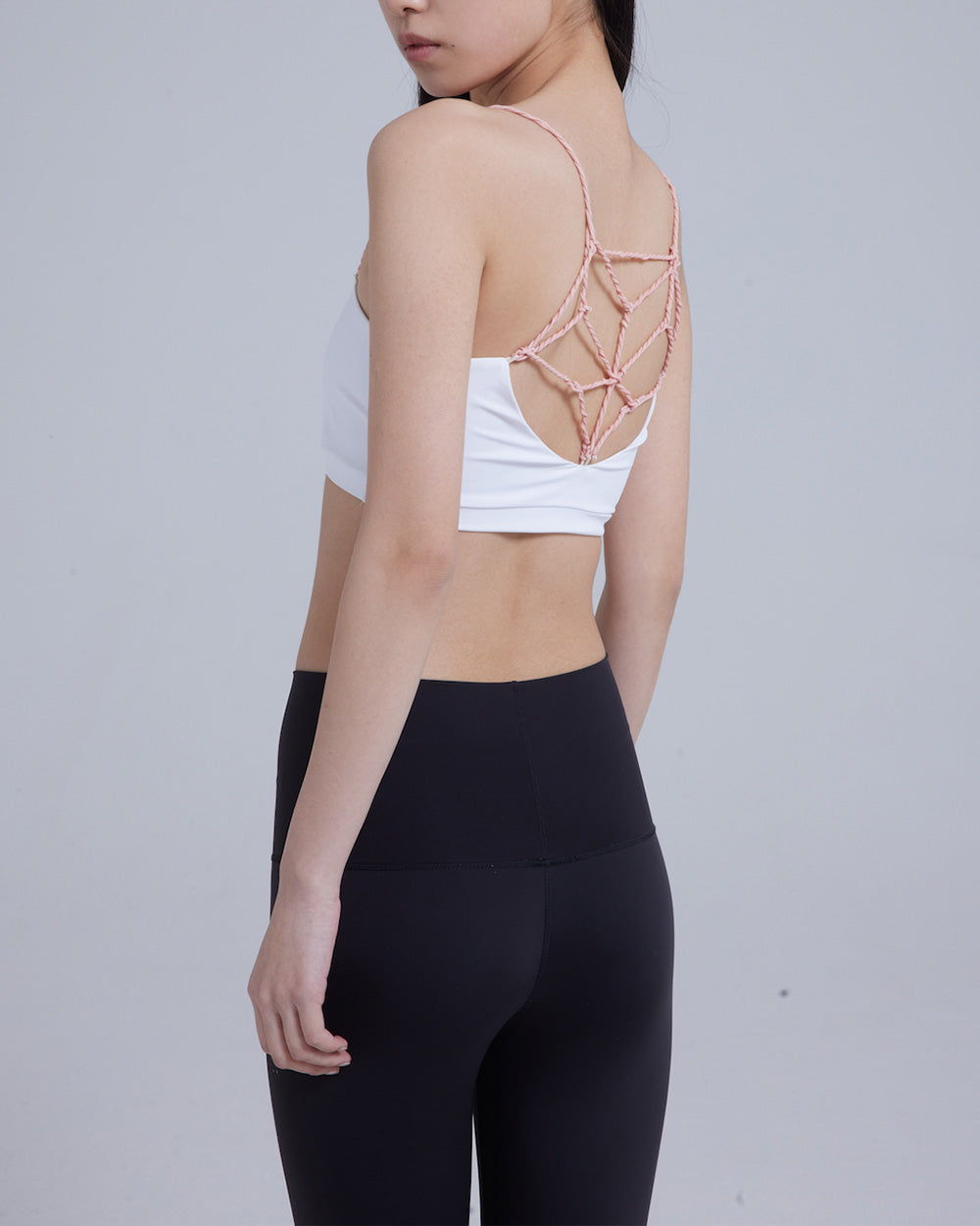 WOMEN GIRL WHITE SLEEVELESS CROP STYLE SPORTS BRA TOP WITH TWISTED STRAP