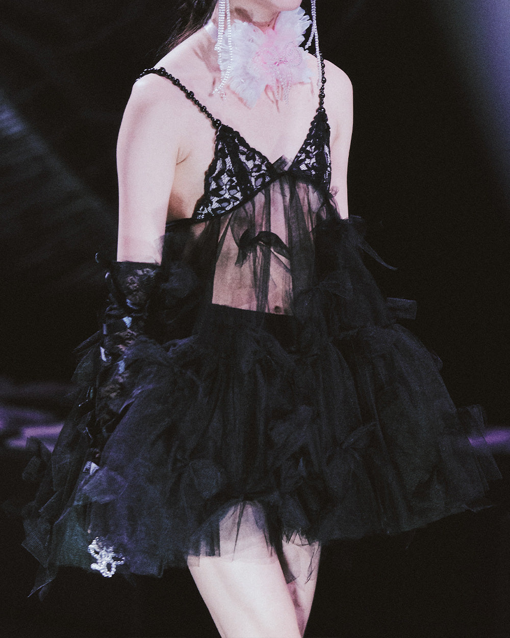 SUSANFANGLACERIBBONBOWMINIDRESSside2