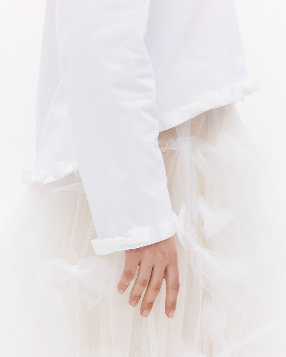 SUSANFANGMONOGRAMBOWTOPdetails