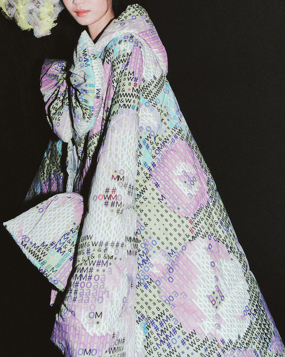 SUSANFANGPRINTEDQUILTEDBOWPUFFERCAPEside