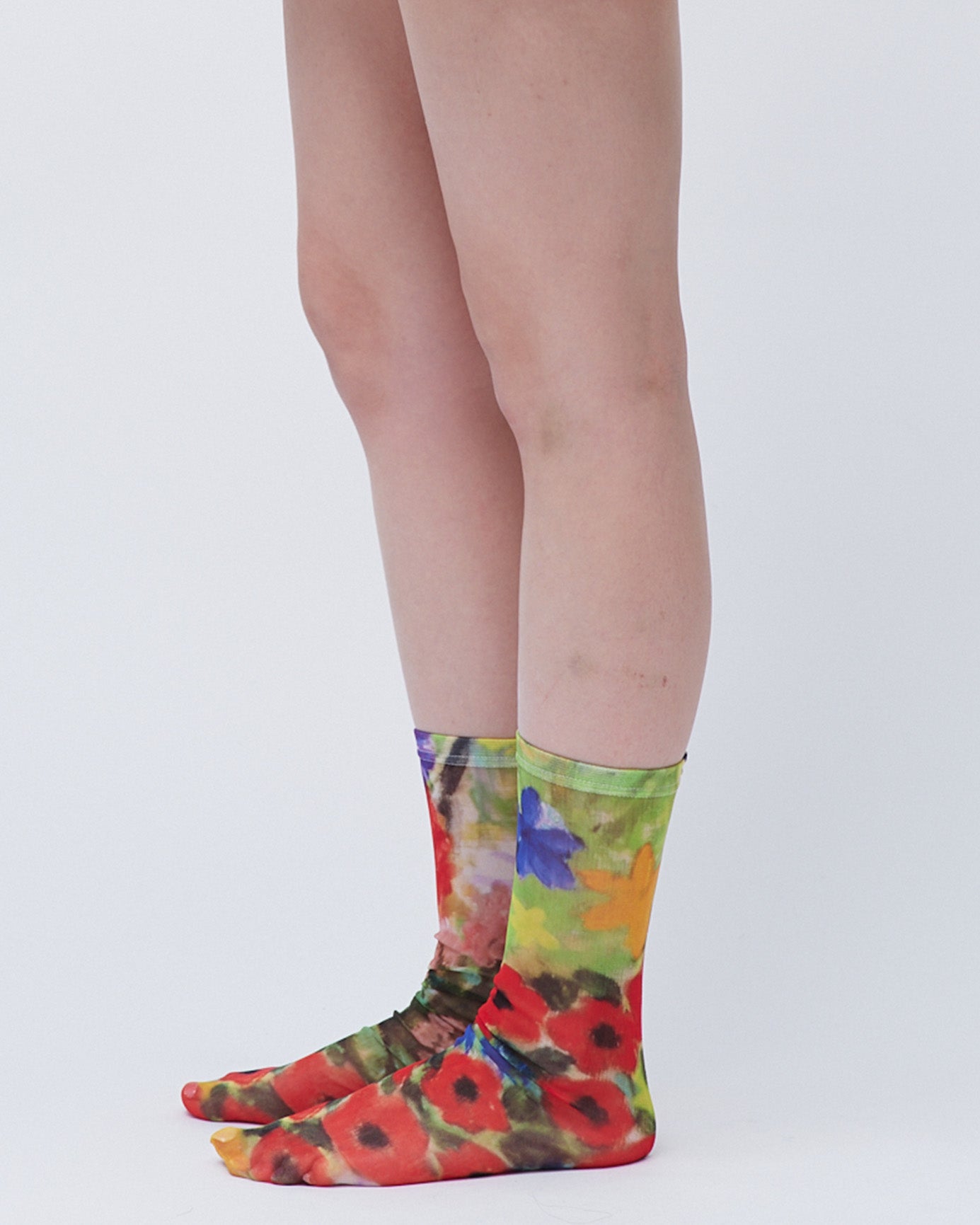 SUSANFANGPRINTEDSHORTSOCKSFLORALSIDE
