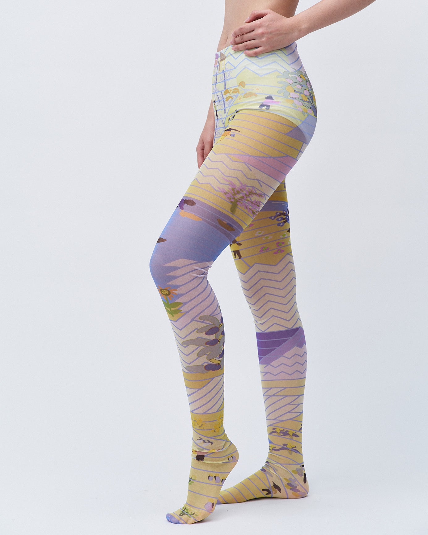 SUSANFANGPRINTEDTIGHTSPAINTINGSIDE