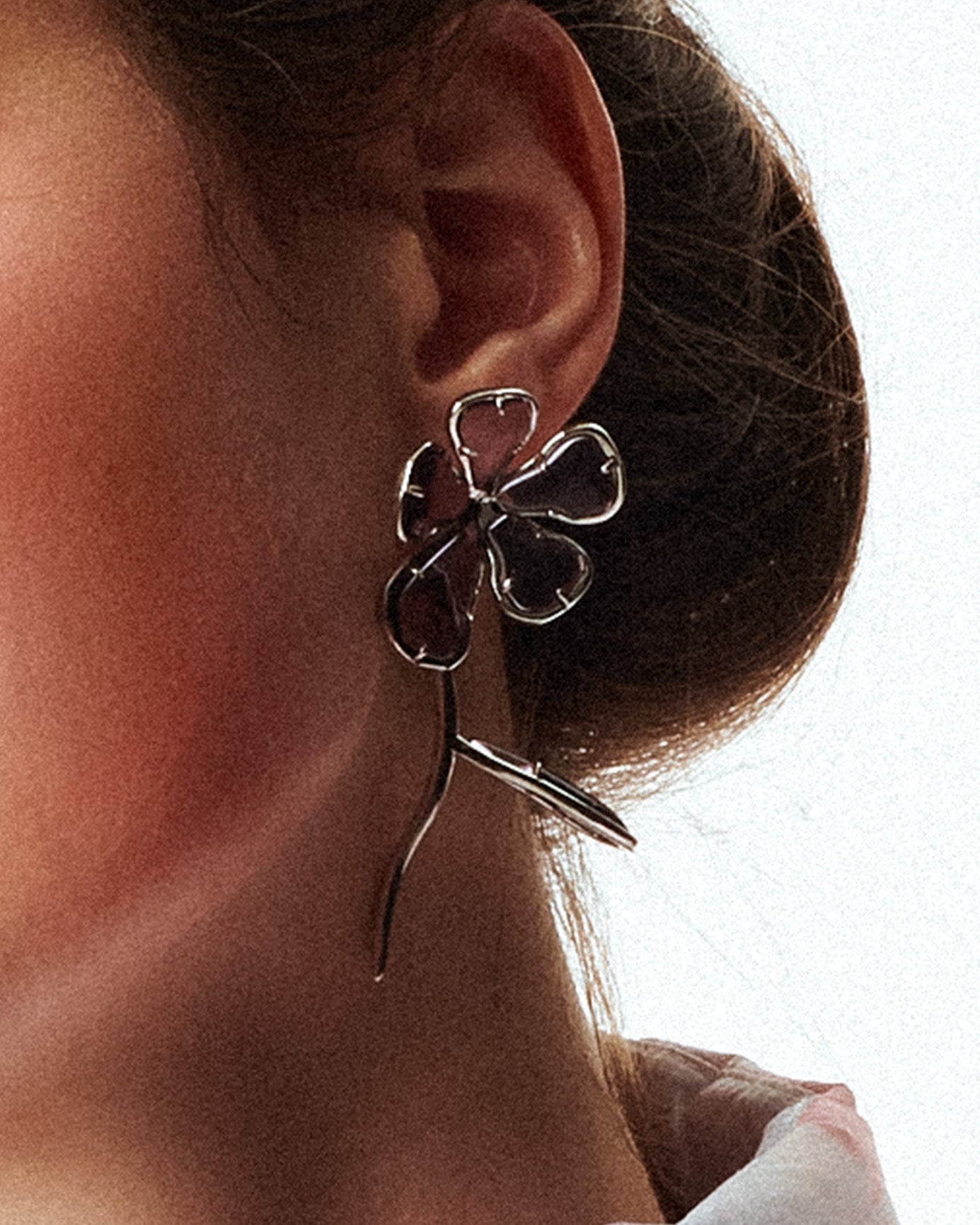 STAIN GLASS FLOWER STEM EARRING