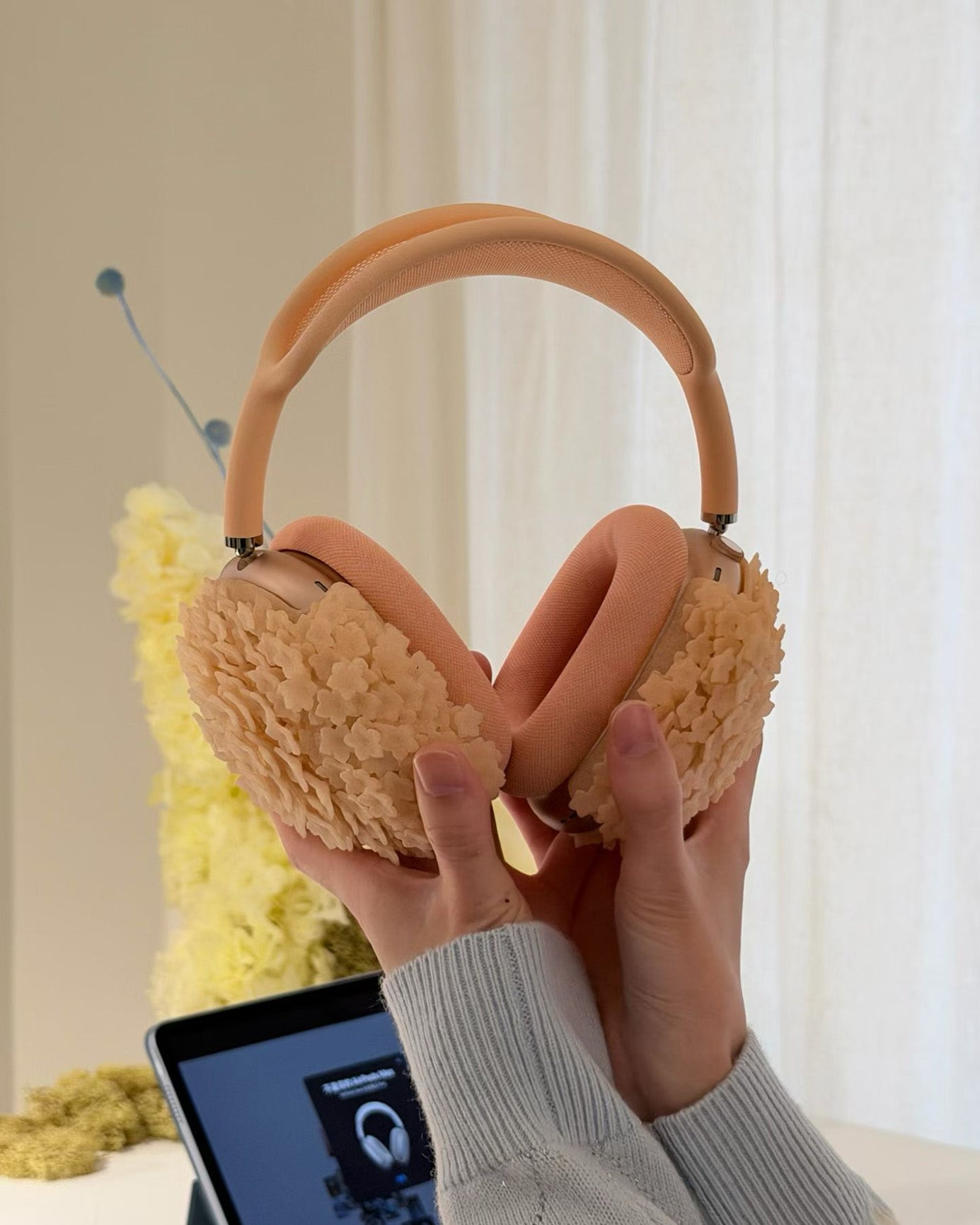 PEACH FLOWER AIRPODS MAX CASE 3D PRINTED