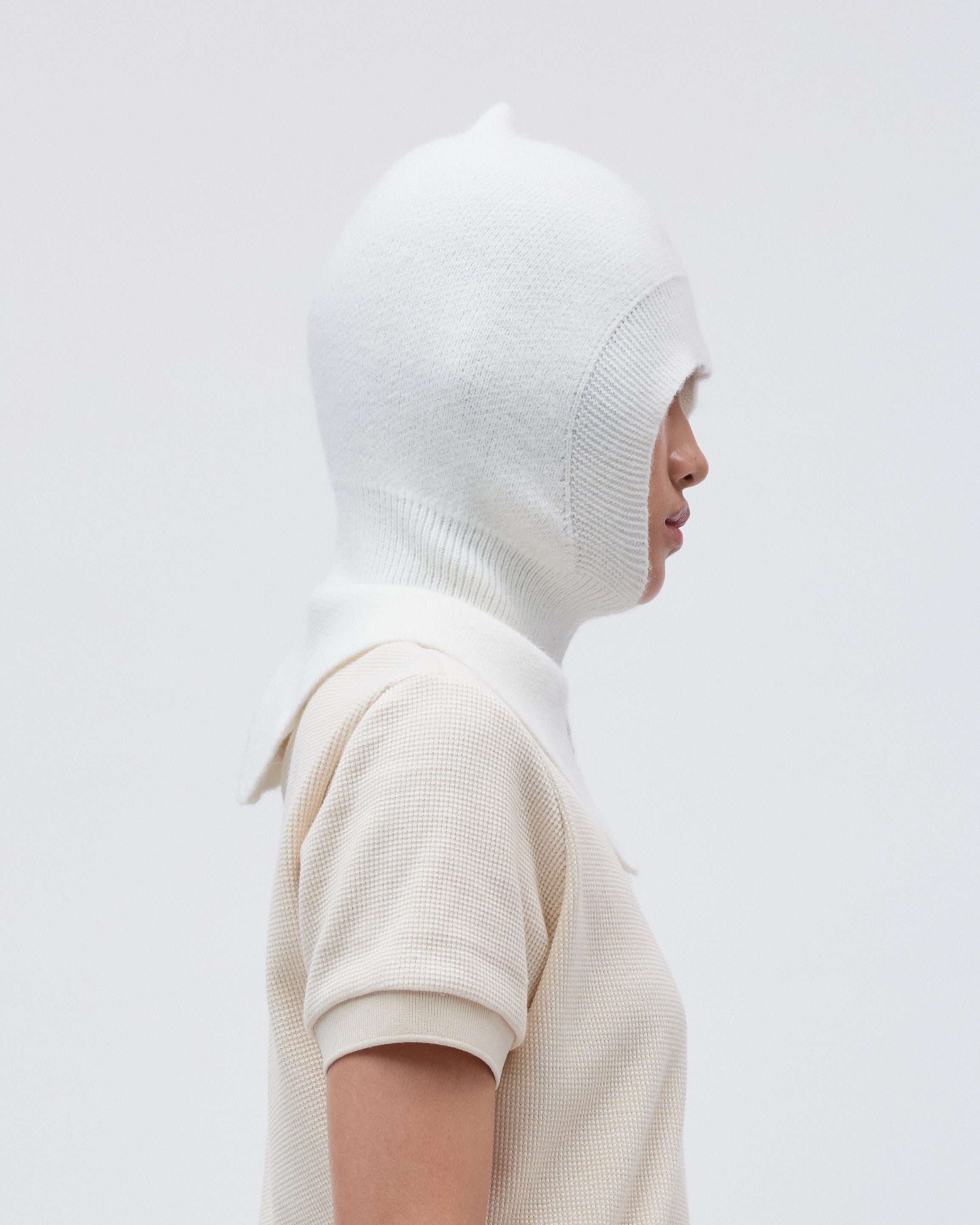 WOMENS GIRLS KNIT BALACLAVA HOOD SNOOD IN WHITE