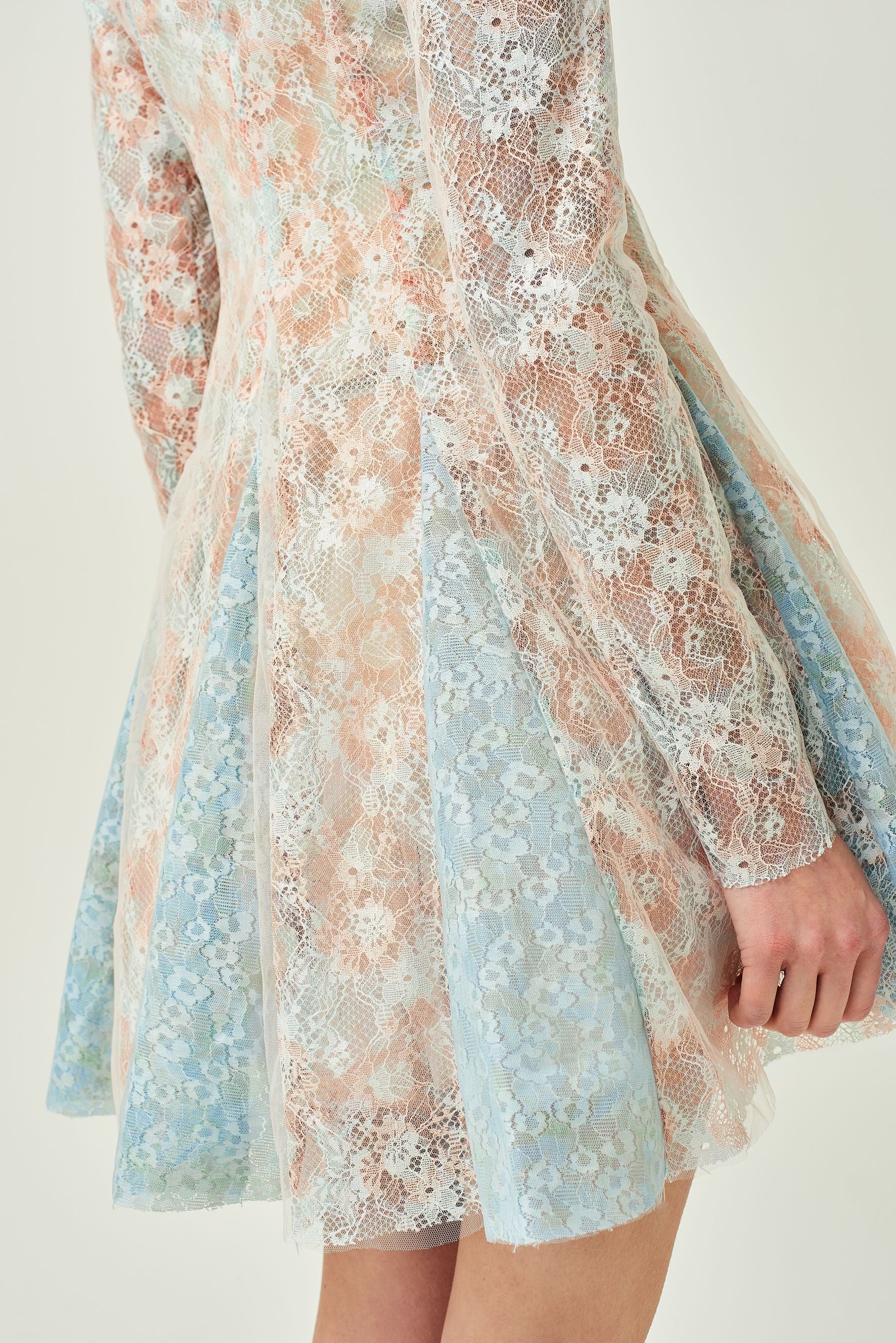 WOMEN LONG SLEEVE MINI SHORT BEADED LACE DRESS