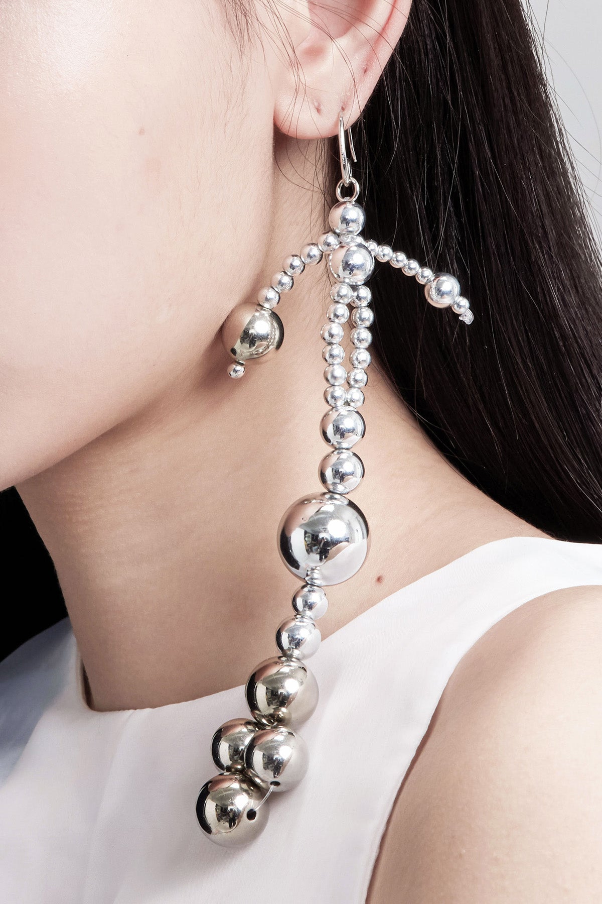 WOMEN GIRL SILVER EARPIECE ACCESSORY STYLE BEADS BUBBLE METALLIC FIREWORK EARRING