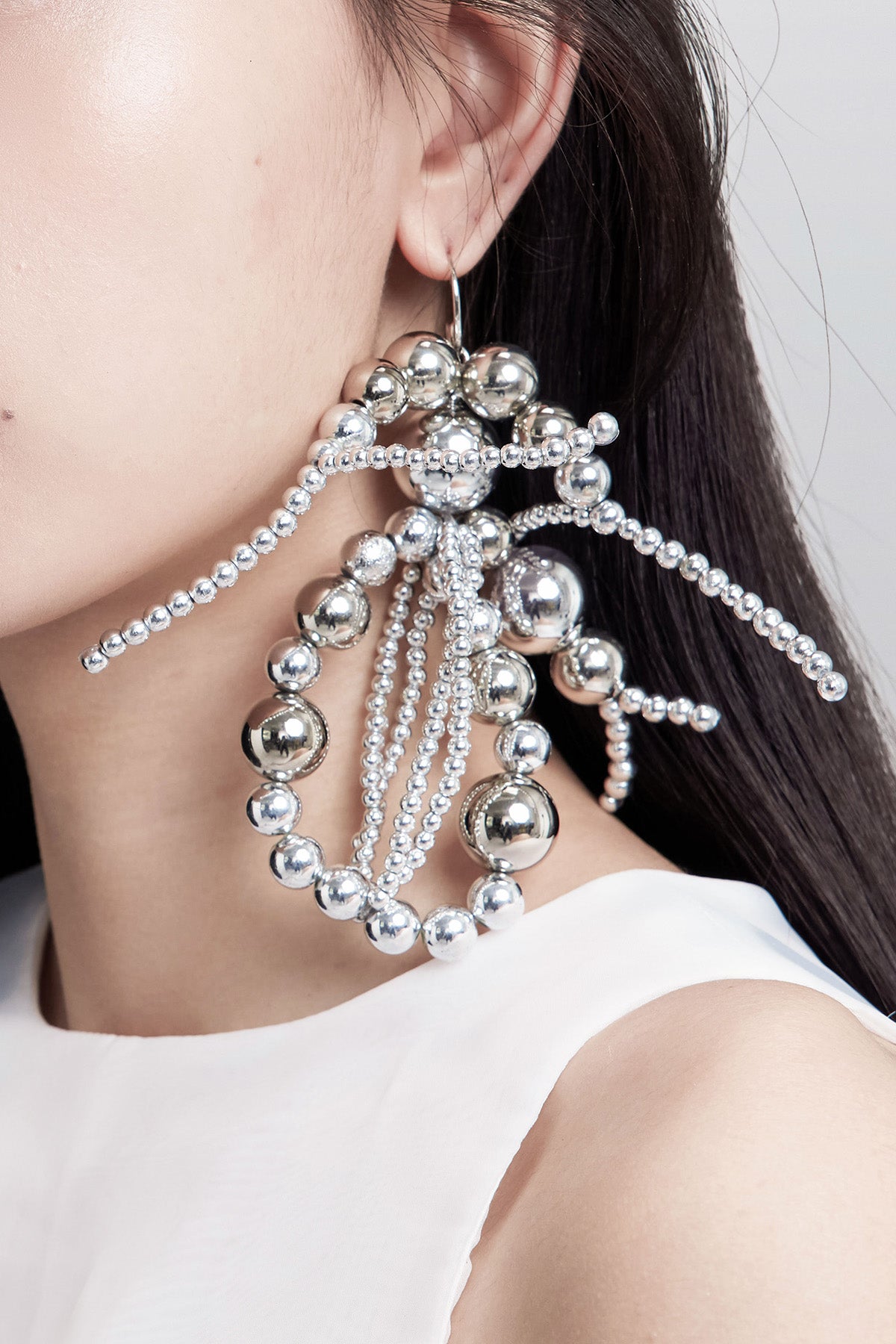WOMEN GIRL SILVER ACCESSORY BEADS METAL EARPIECE BUBBLE METALLIC LEAF EARRING