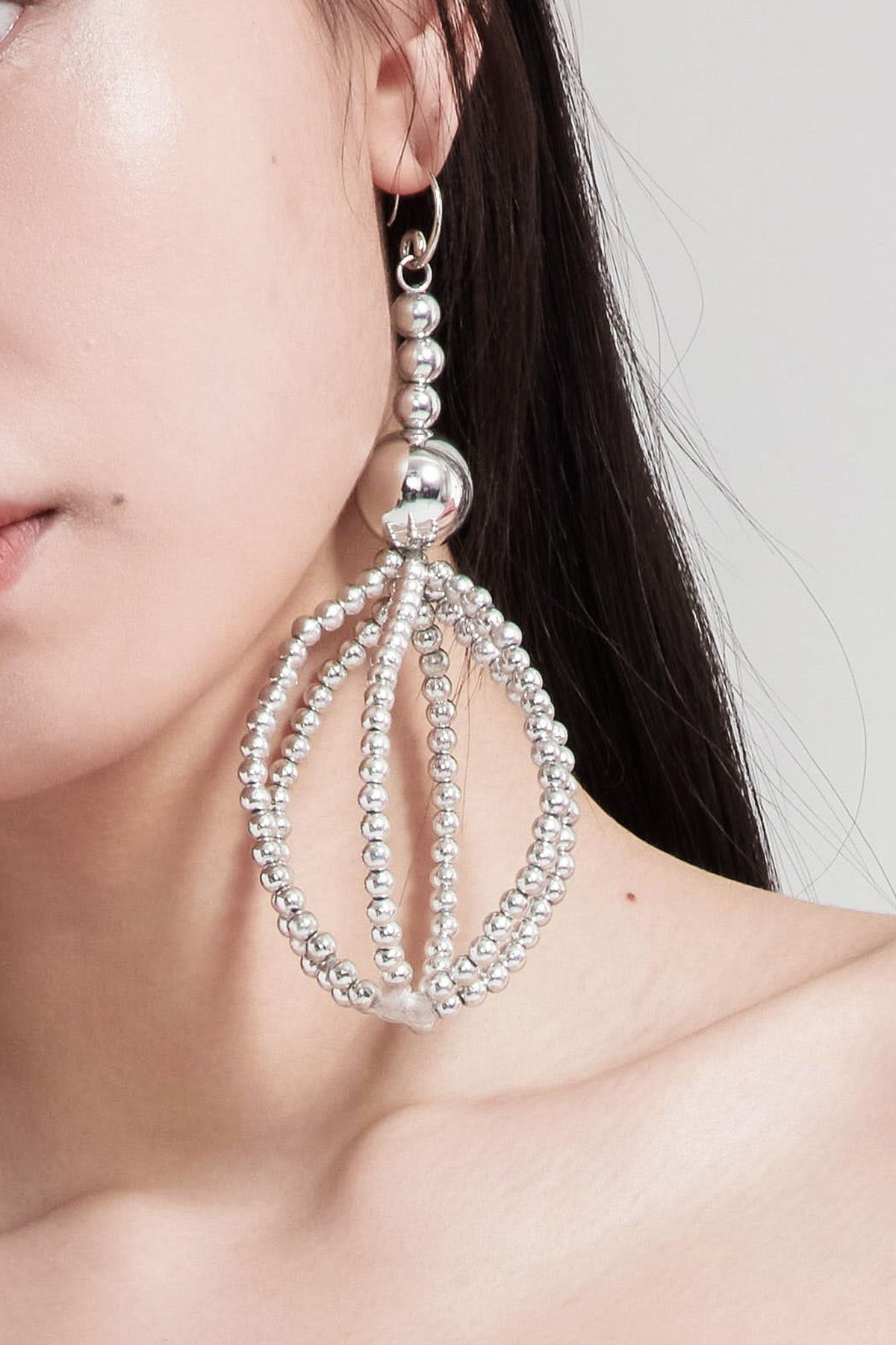 WOMEN GIRL SILVER ACCESSORY BEADS METAL EARPIECE BUBBLE METALLIC ORB EARRING