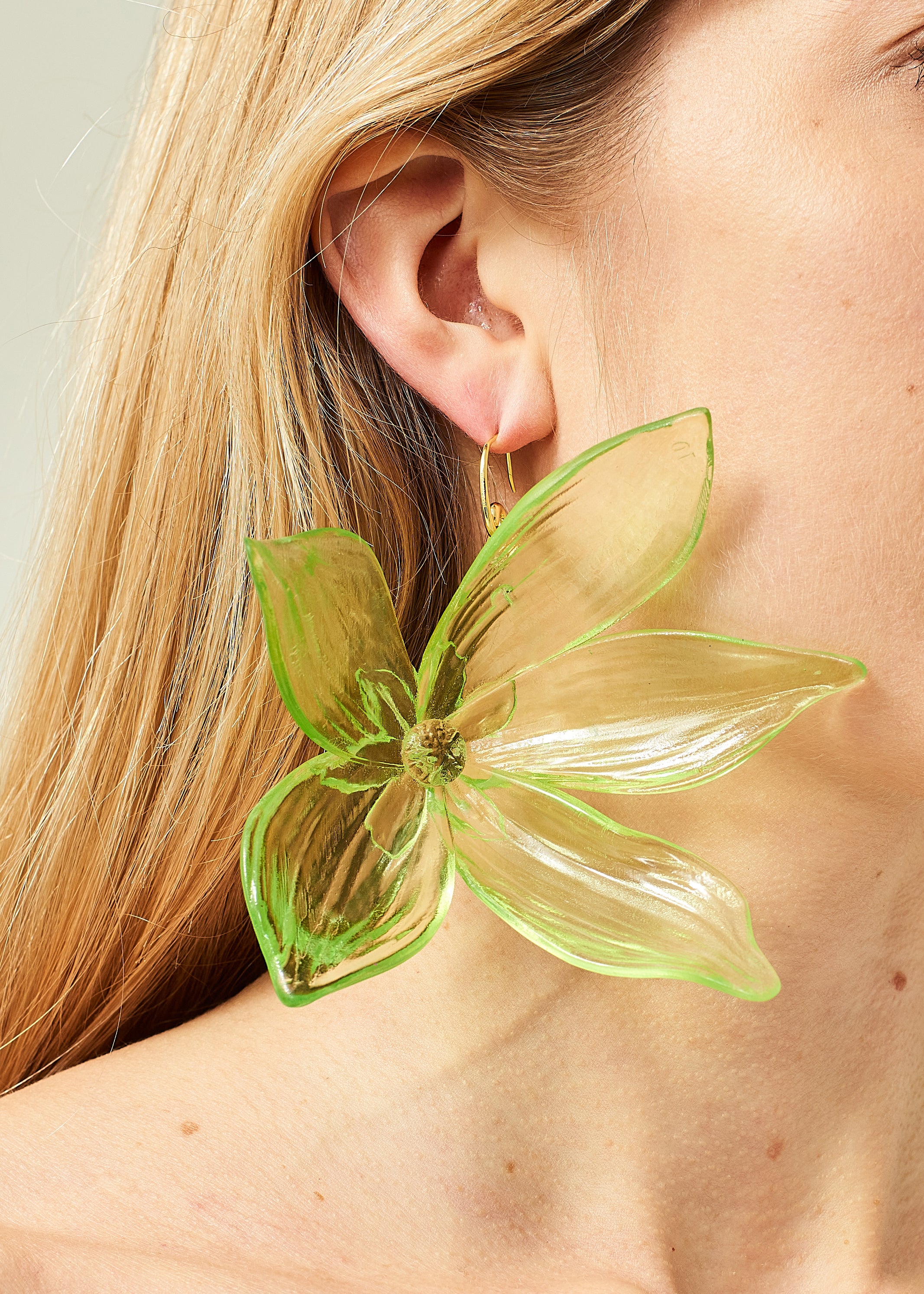 WOMEN 3D PRINTED FLOWER PETAL DROP EARRING WITH GOLD HOOP 