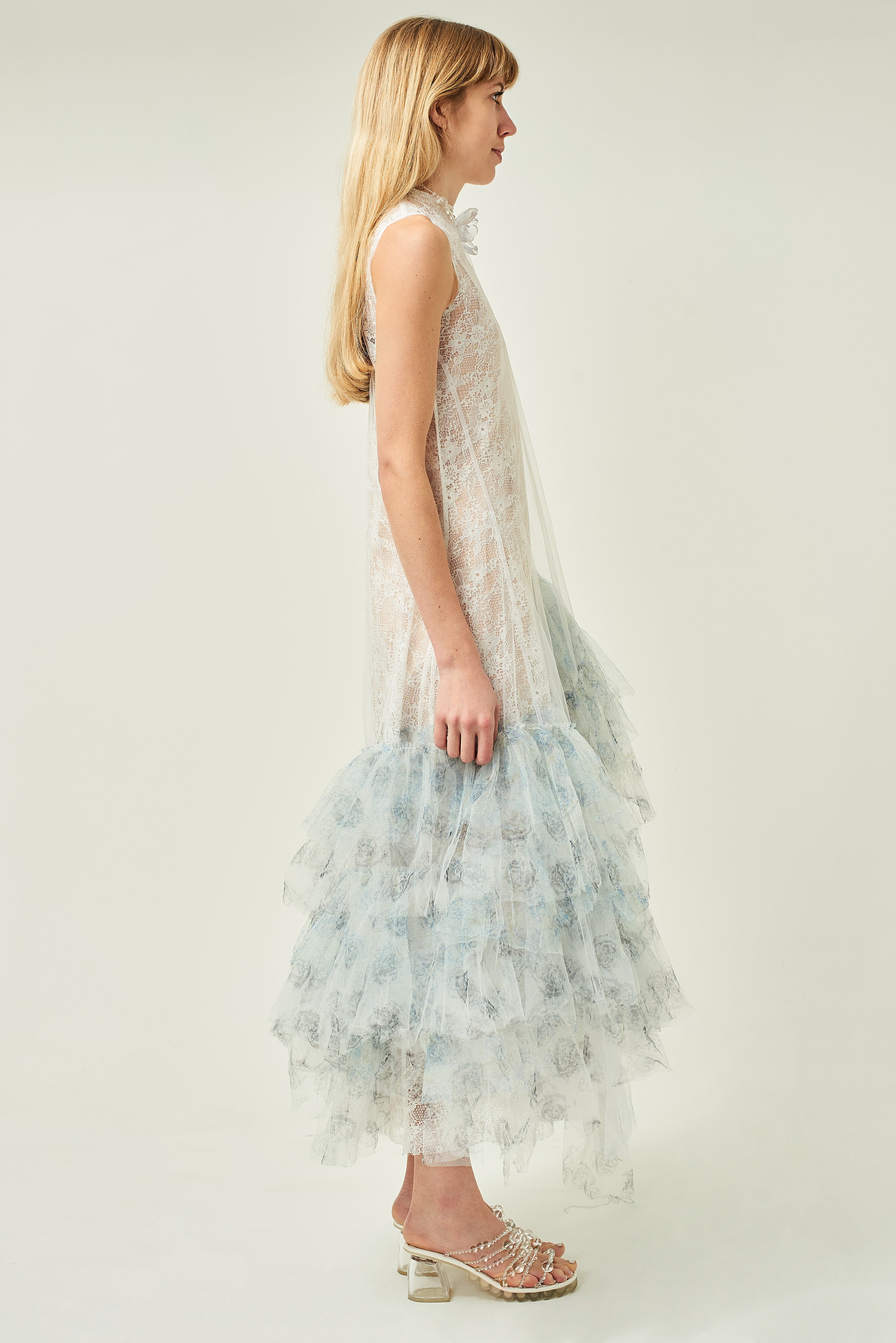 WOMEN HIGHNECK SLEEVELESS WHITE FRILLED LACE EVENING DRESS