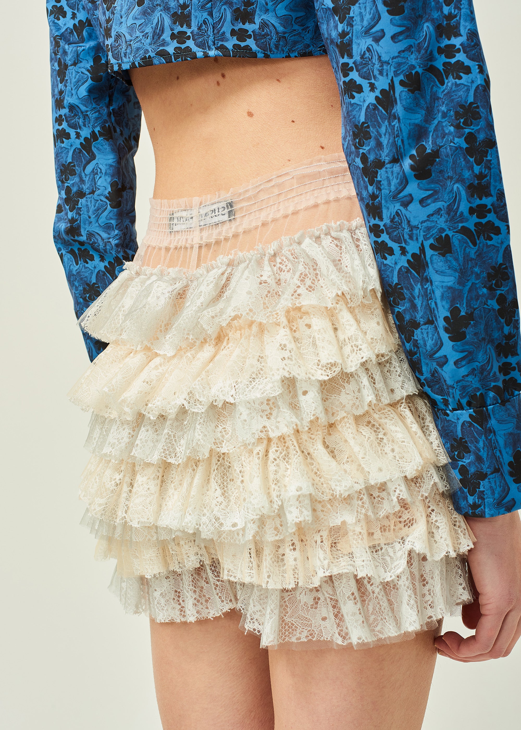 WOMEN LACE STYLE CREAM SHORT RUFFLE FRILLED TULLE SHORTS