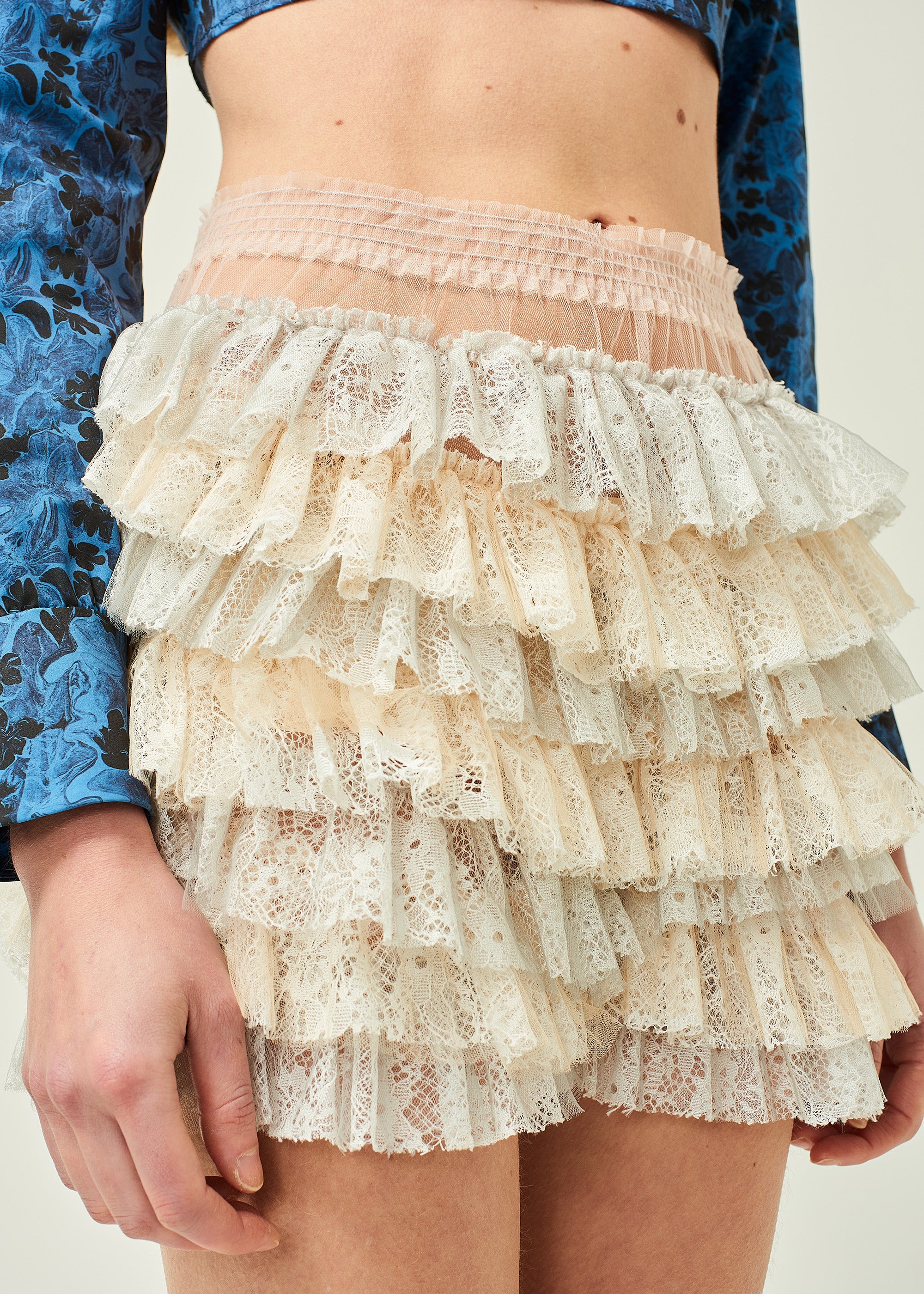 WOMEN LACE STYLE CREAM SHORT RUFFLE FRILLED TULLE SHORTS