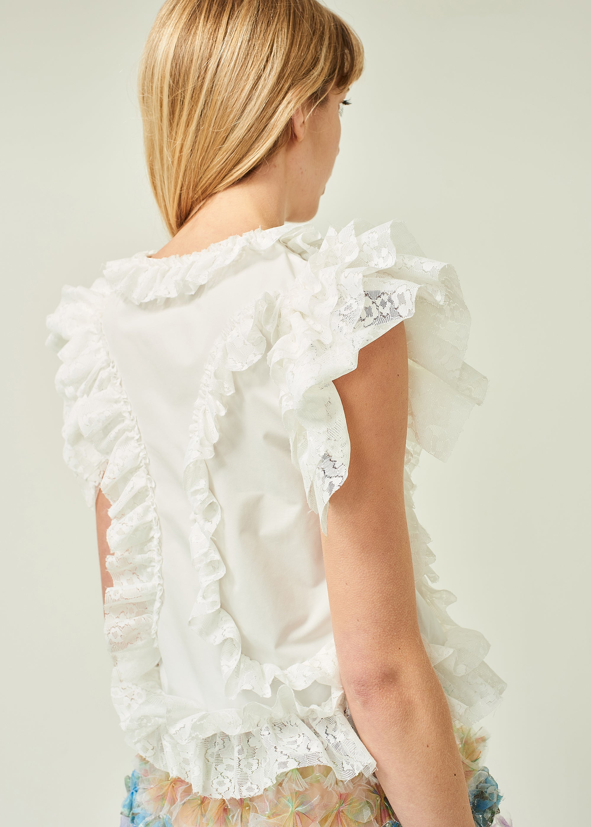 WOMEN WHITE RUFFLE SLEEVE POPLIN BLOUSE